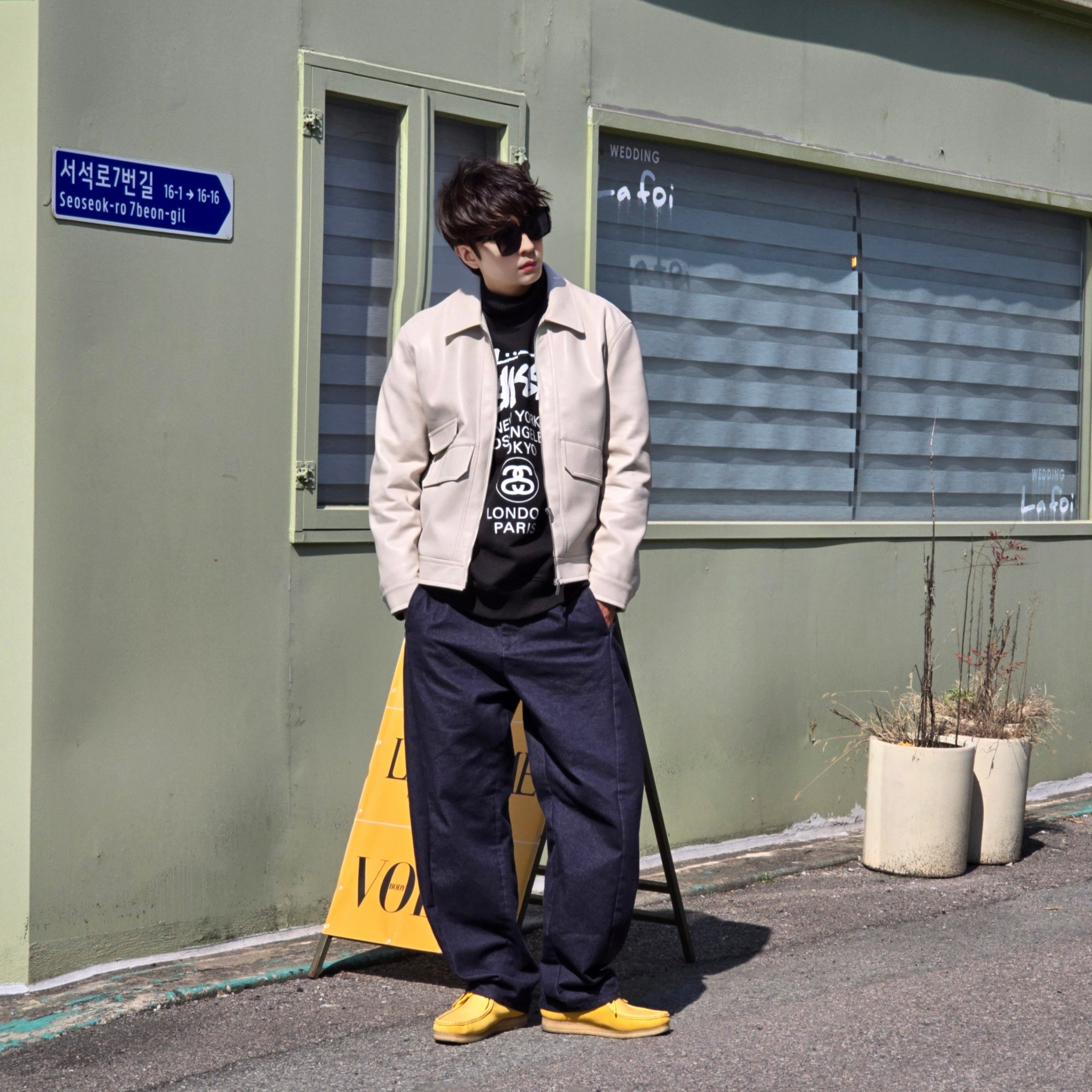 Stussy World Tour Crew Black 2023, Stussy World Tour Crew Black 2022 착용 스타일 - 8
