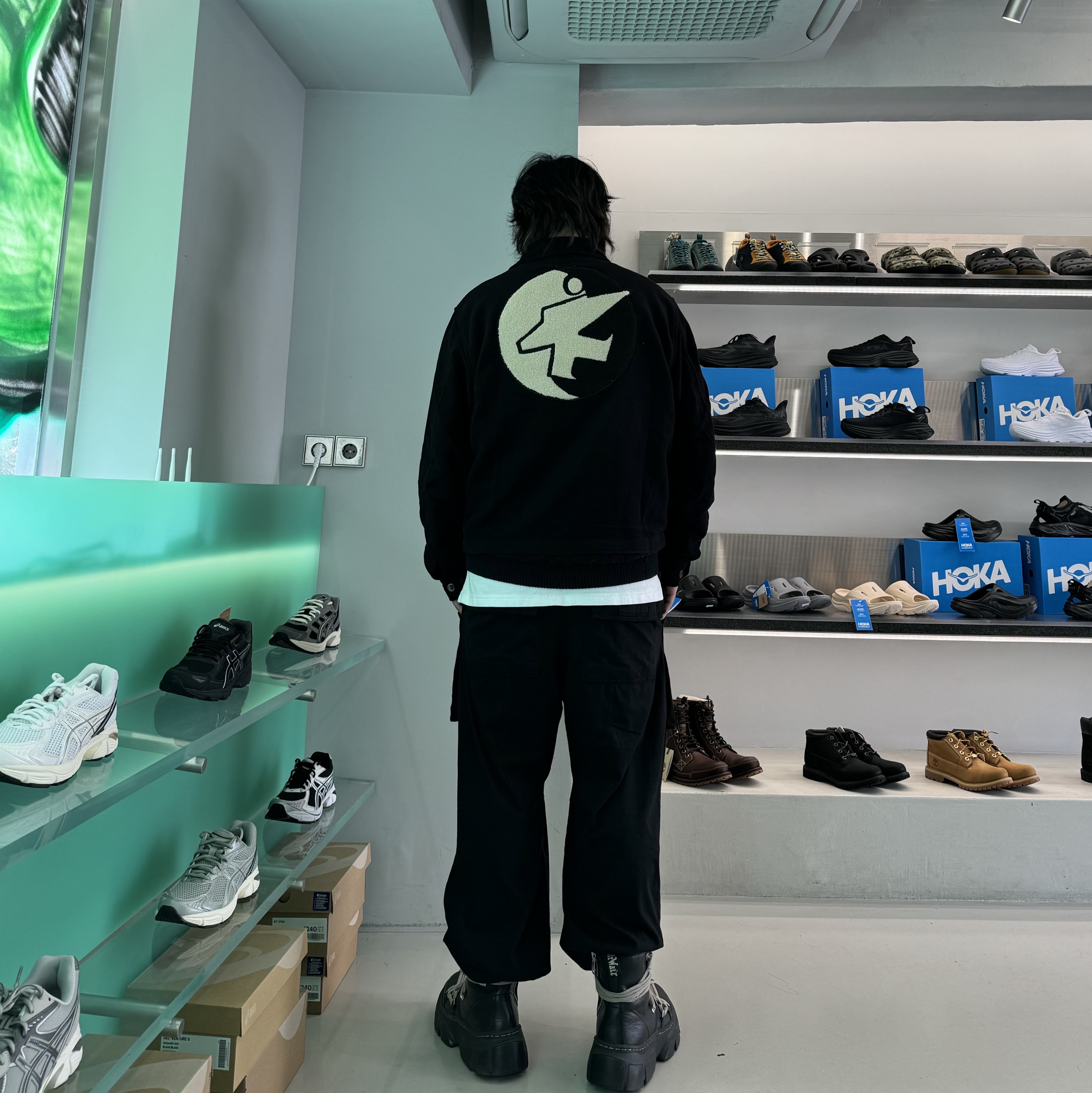 Dr. Martens x Rick Owens 1460 DMXL Megalace Black, Stussy x Our Legacy Work Shop Blouson Jacket Washed Black Moleskin 착용 스타일 - 2