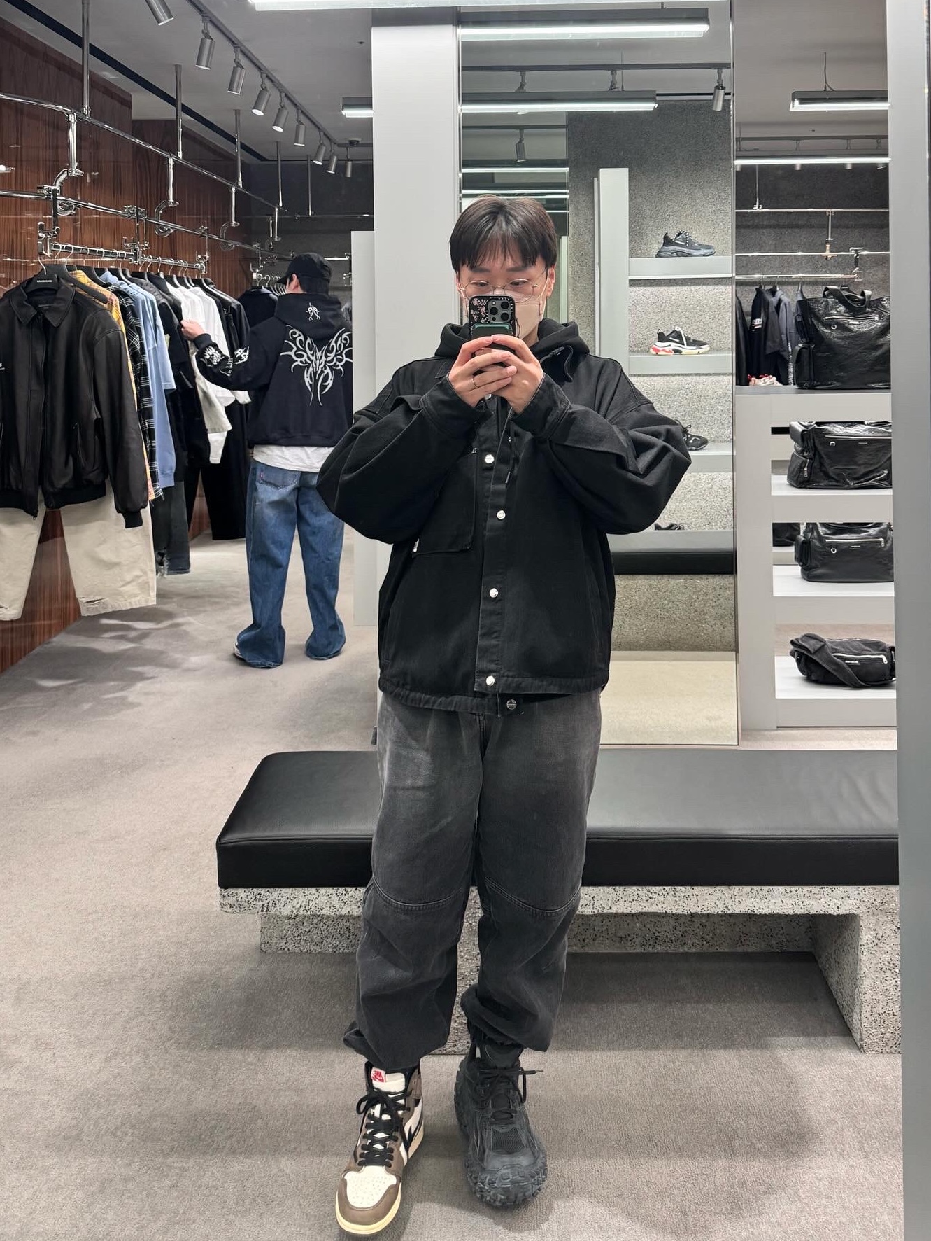 Wooyoungmi Volcano Denim Shirt Black - 23FW, Jordan 1 x Travis Scott Retro High OG SP Mocha 착용 스타일 - 6