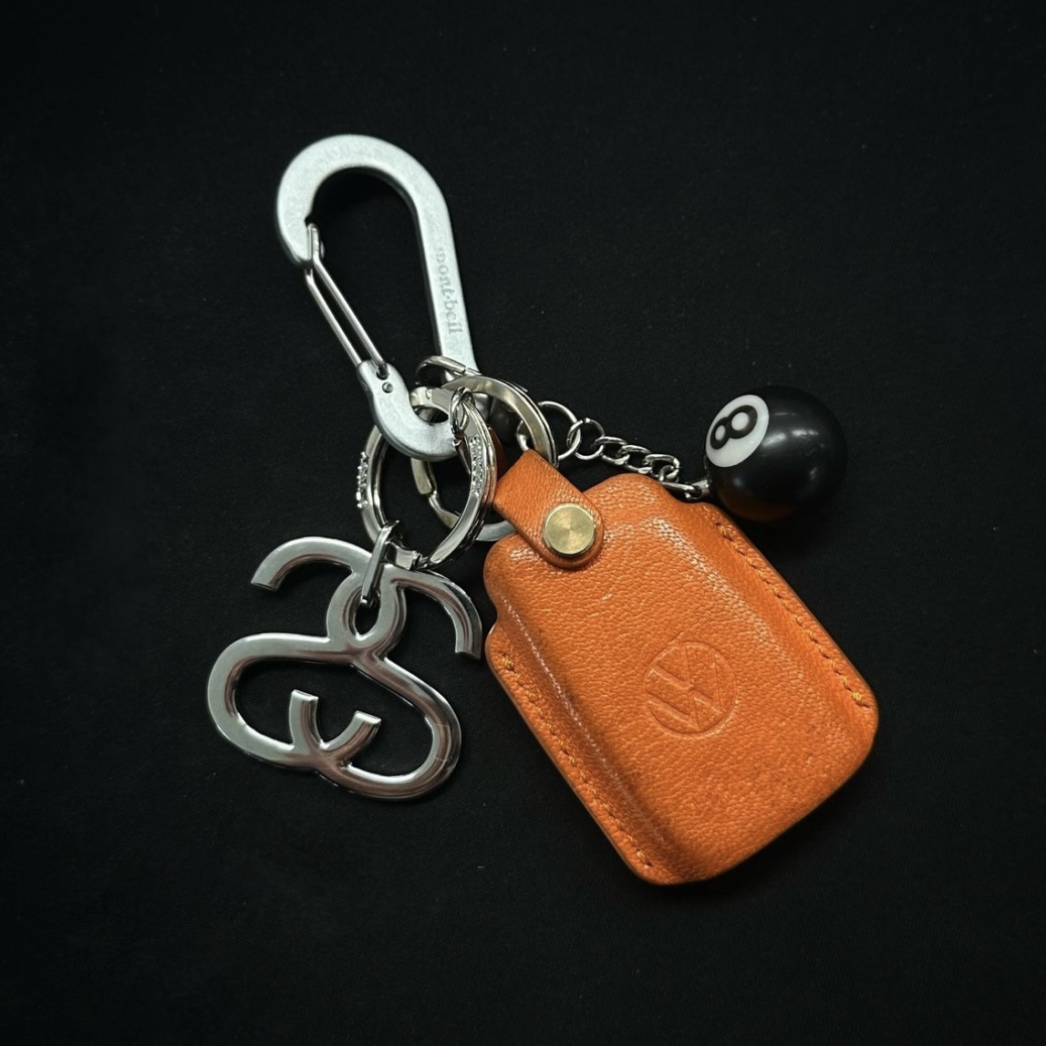 Stussy SS Link Keychain Silver 착용 스타일