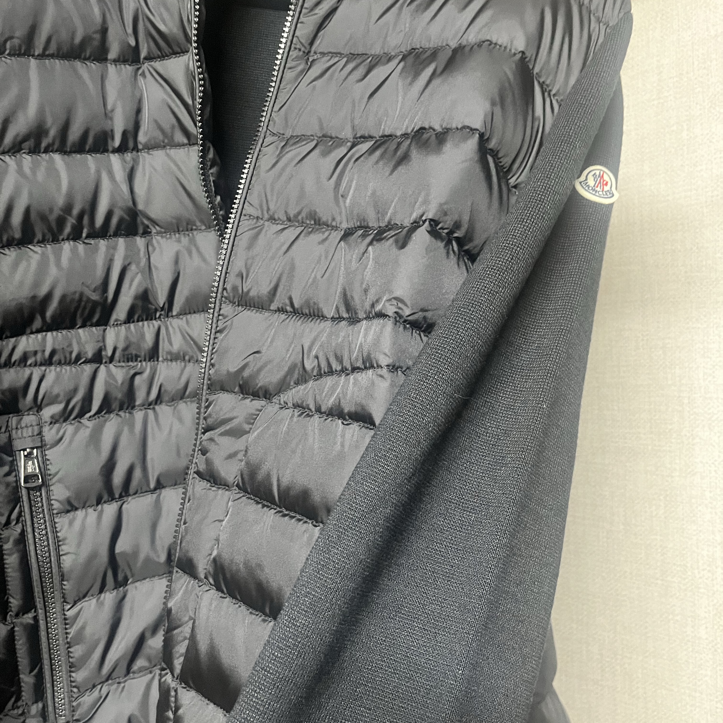 Moncler Padded Wool Cardigan Black - 23FW 착용 스타일