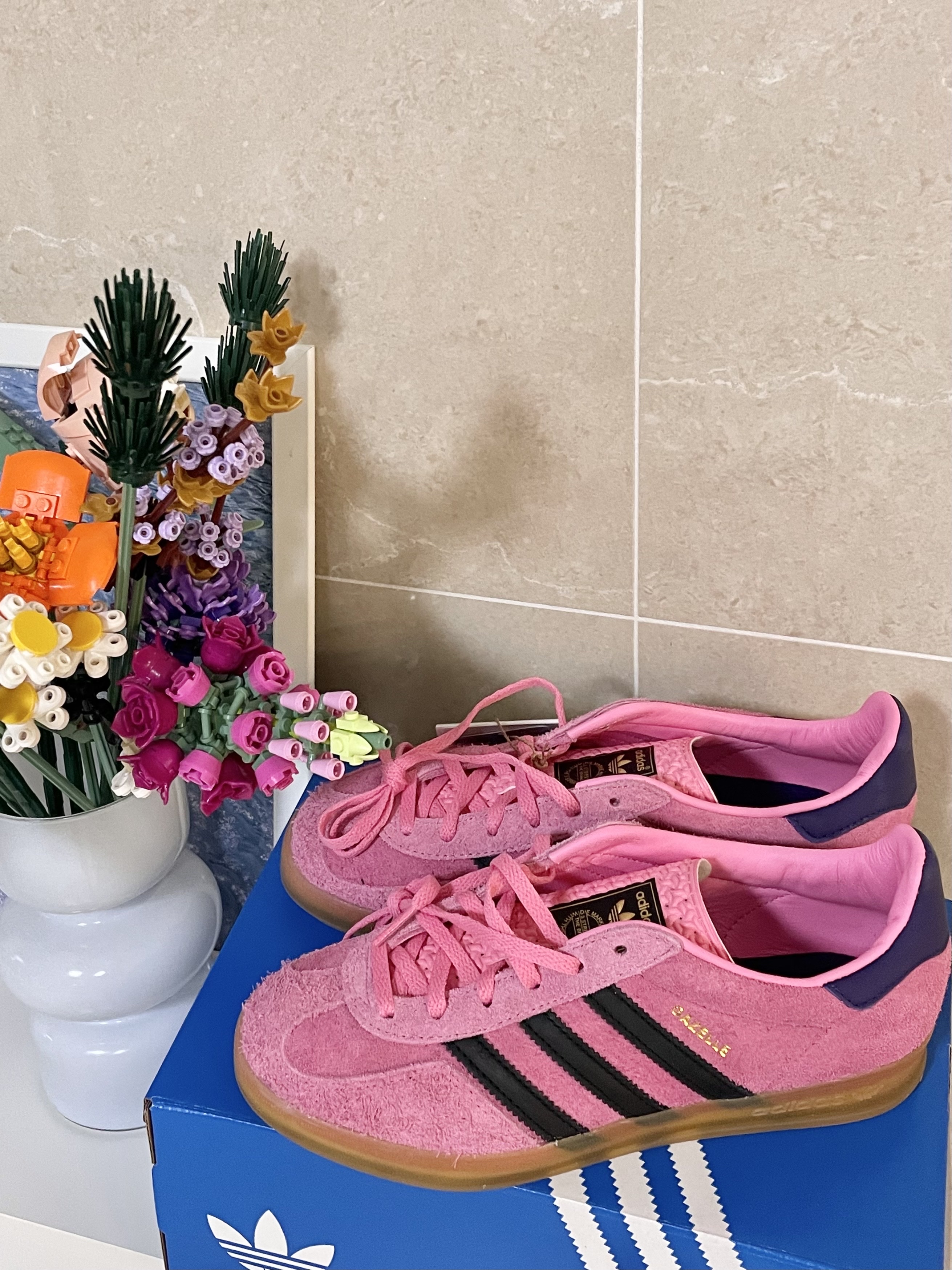 (W) Adidas Gazelle Indoor Bliss Pink 착용 스타일
