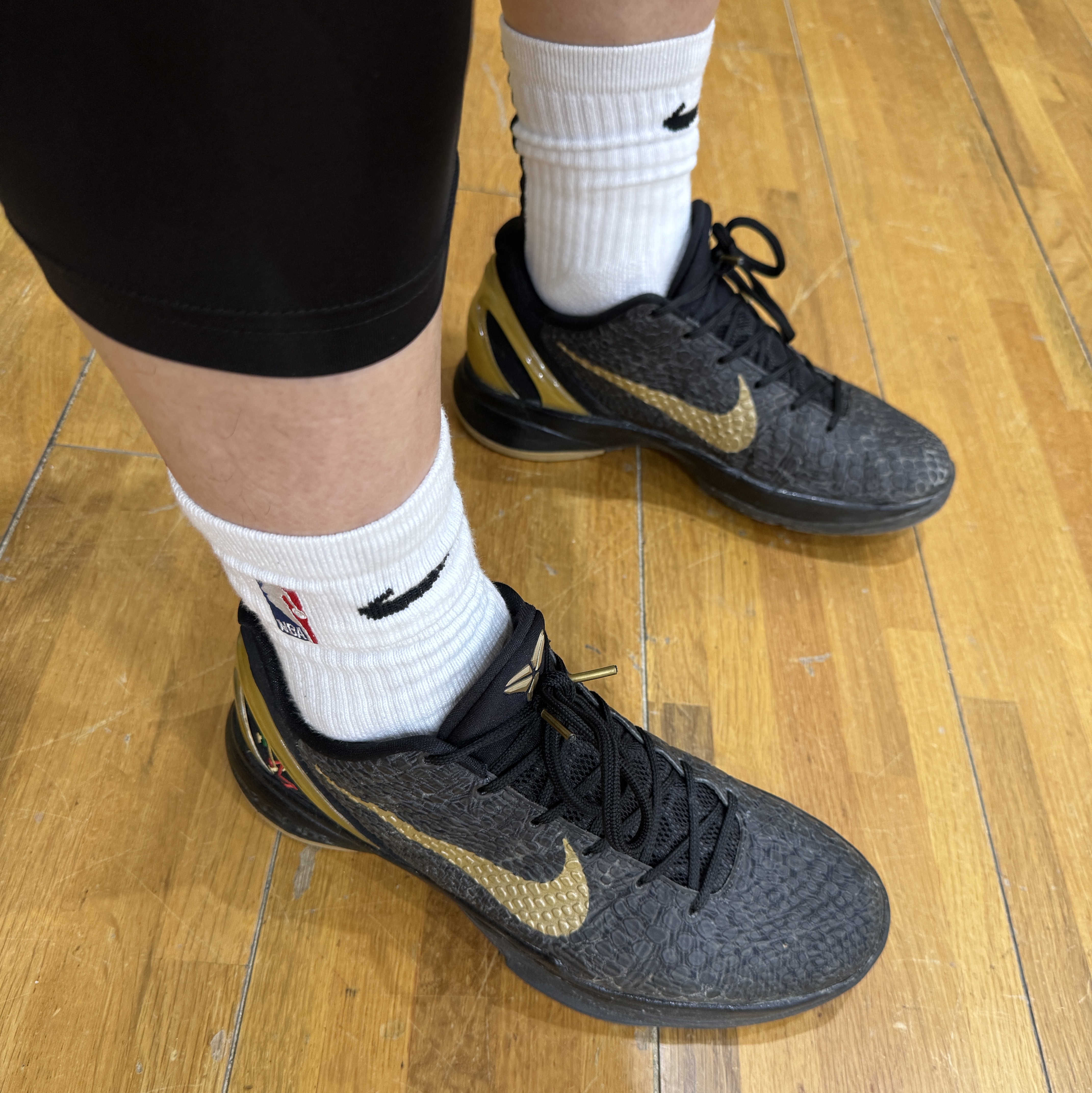 Nike Kobe VI BHM 2011 착용 스타일