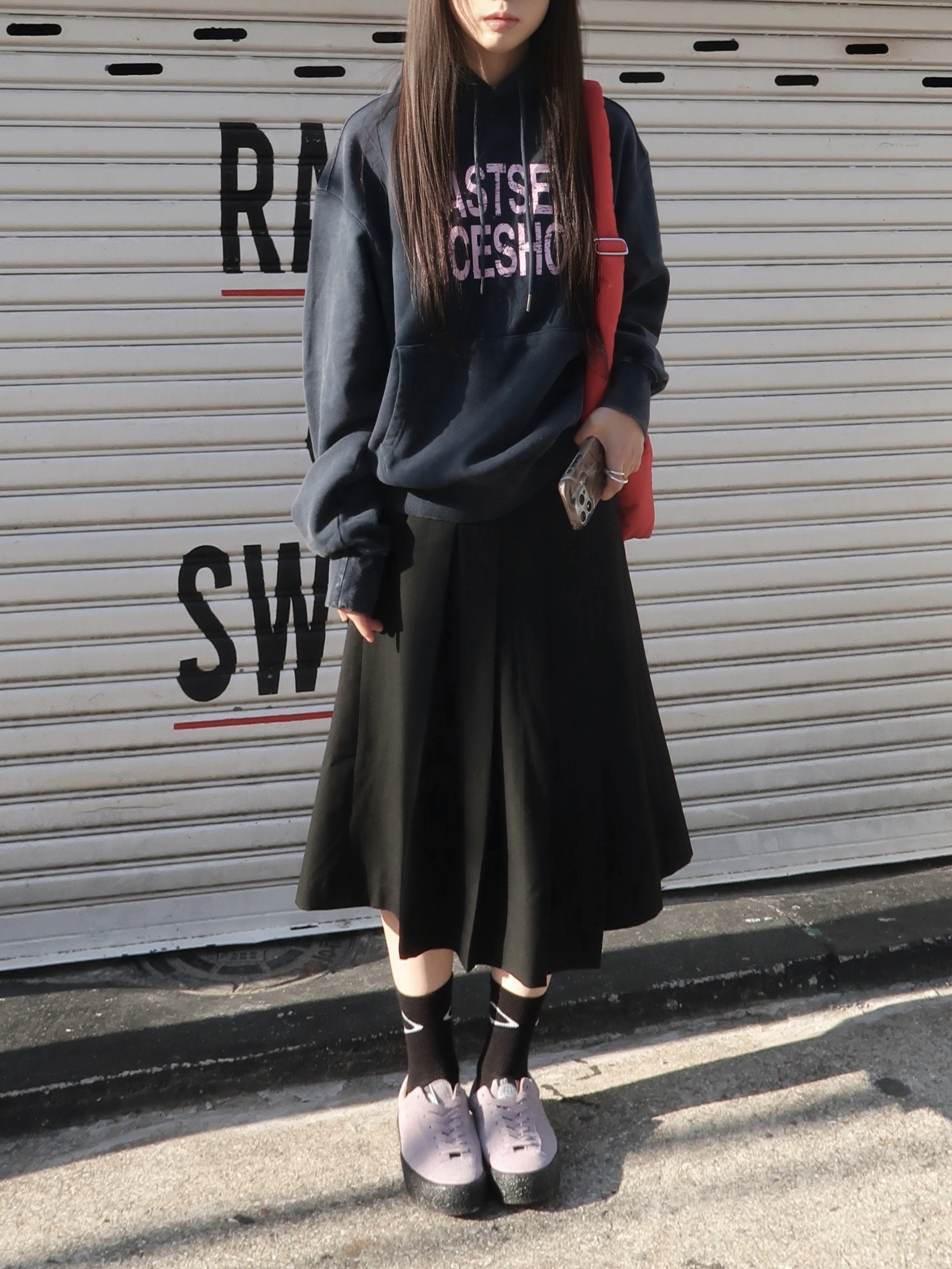 Last Resort AB Vm002 Suede Lo Lilac Black, Mischief Rhombus Middle Tube Socks Black 착용 스타일 - 5