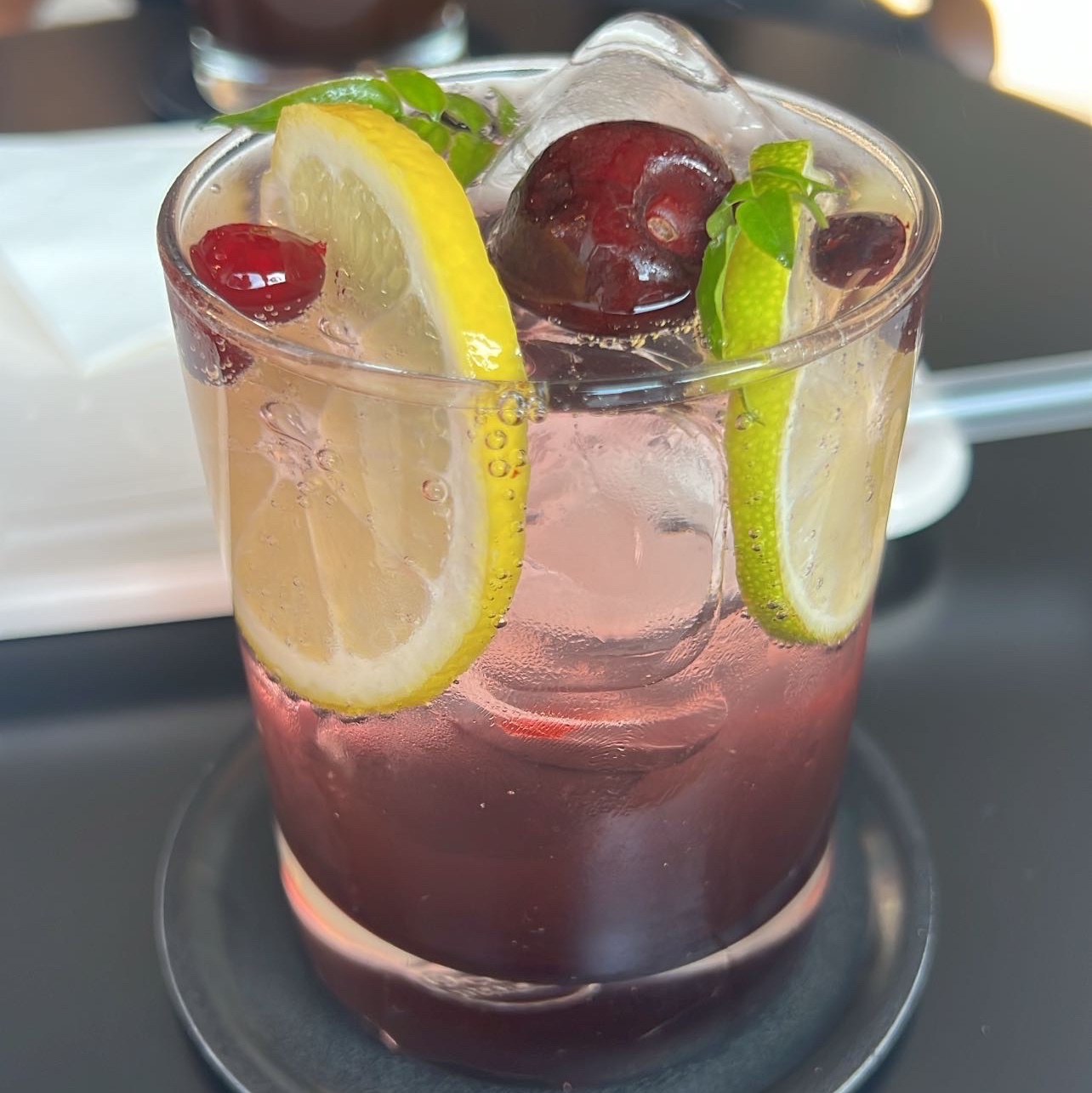 Vans Vault x Nigel Cabourn OG Authentic LX Worn White Navy 착용 스타일 - 3