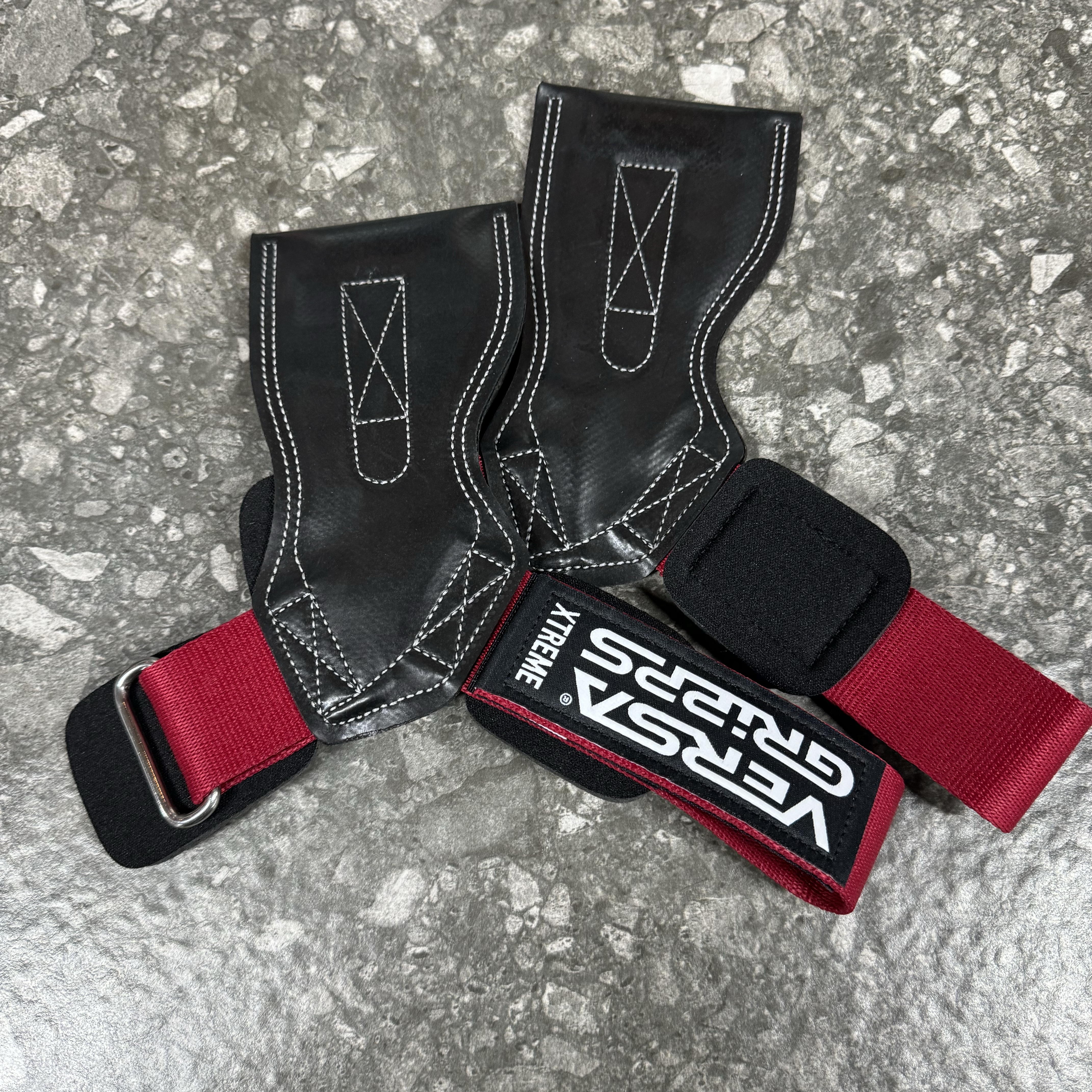 Versa Gripps Xtreme Sceptre Red 착용 스타일