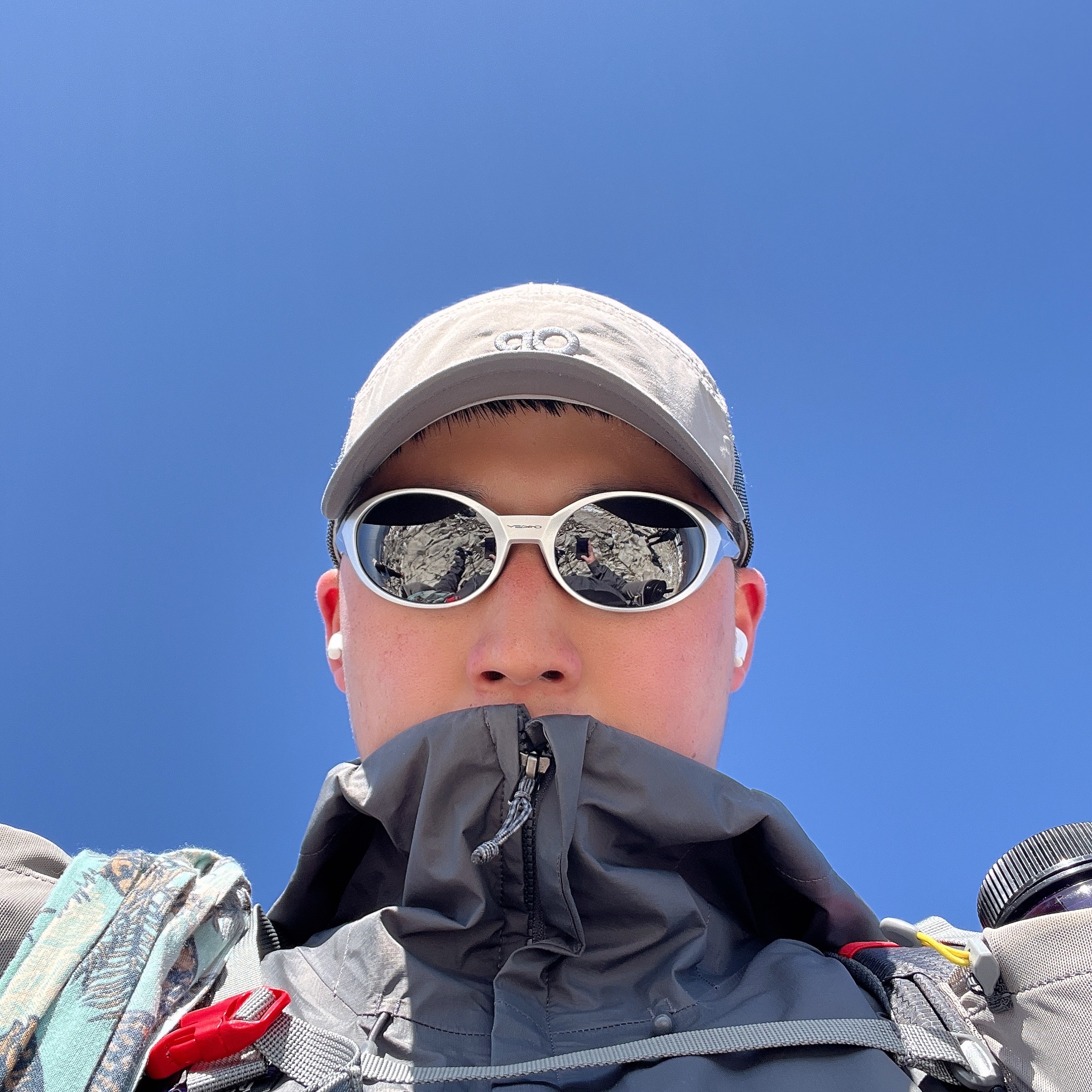 Oakley Eye Jacket Redux Silver Frame Prizm Black Polarized Lenses High Bridge Fit 착용 스타일