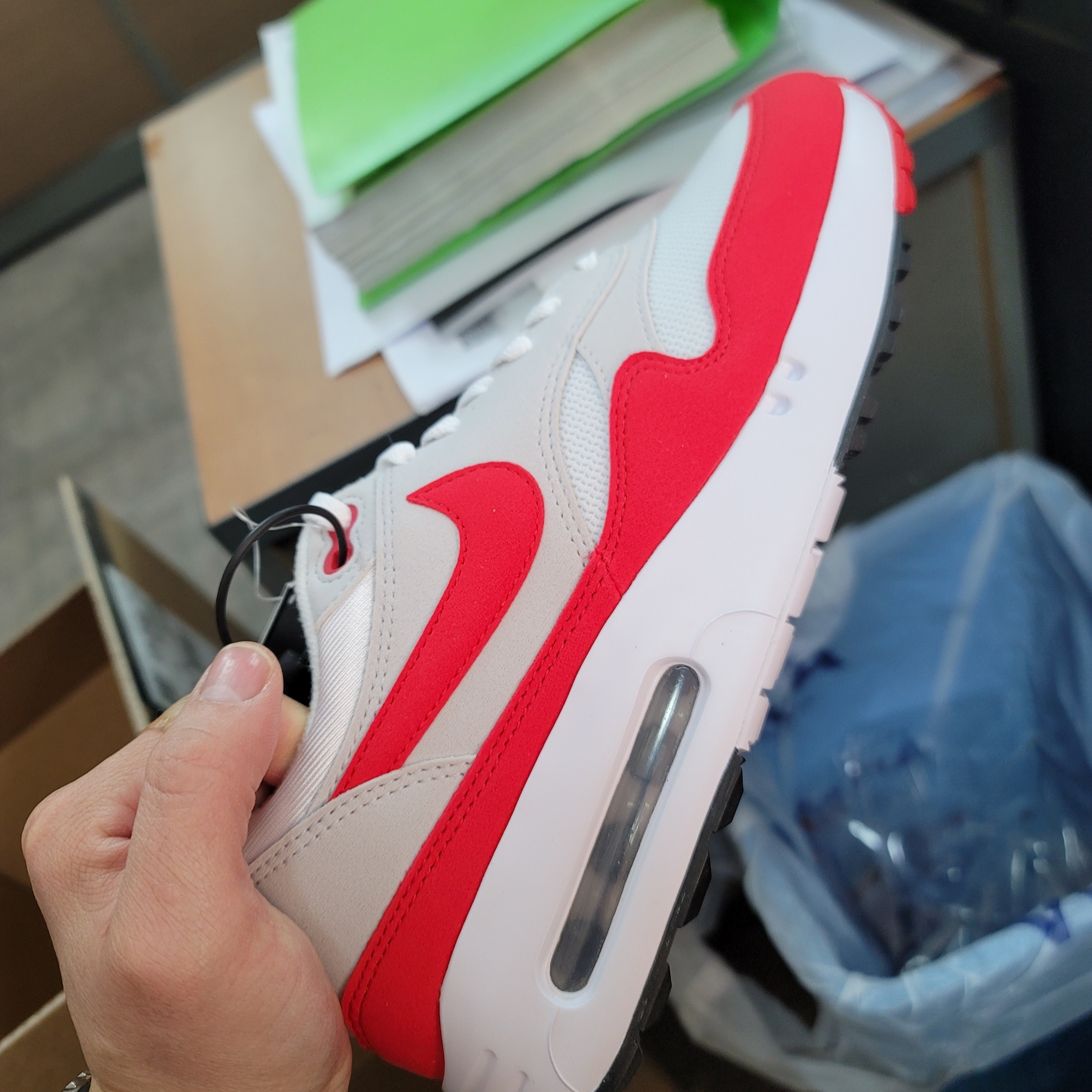Nike Air Max 1 '86 Original Golf White University Red 착용 스타일 - 1