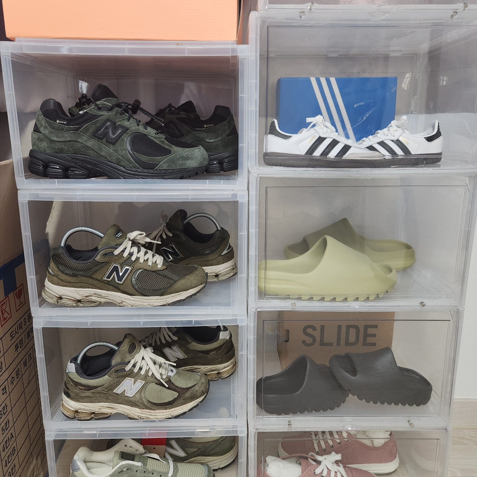 New Balance x JJJJound 2002R Gore-Tex Pine 착용 스타일 - 2