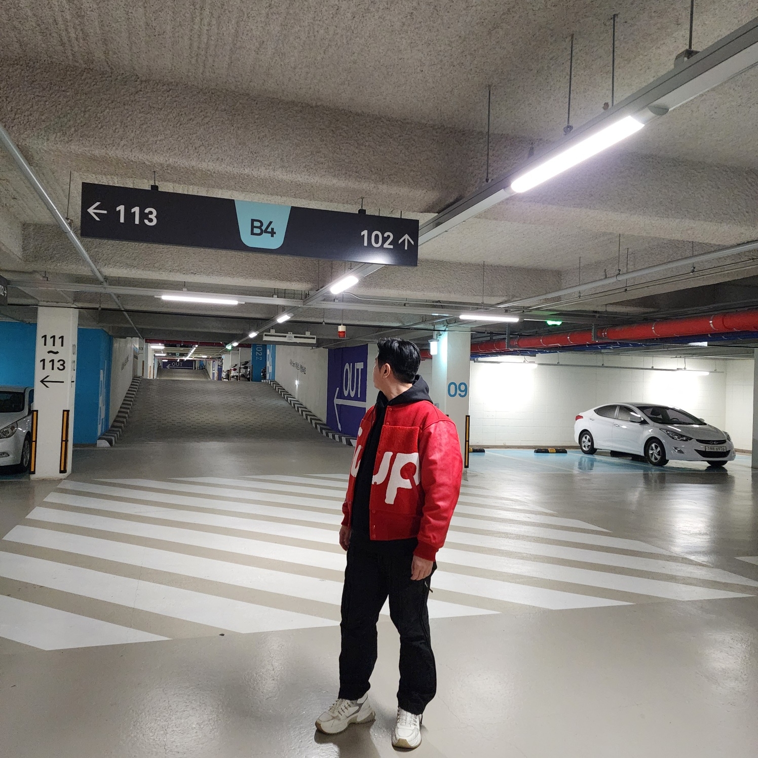 Supreme Big Logo Chenille Varsity Jacket Red - 24SS, Palace x Y-3 Logo Hoodie Black - 22FW 착용 스타일
