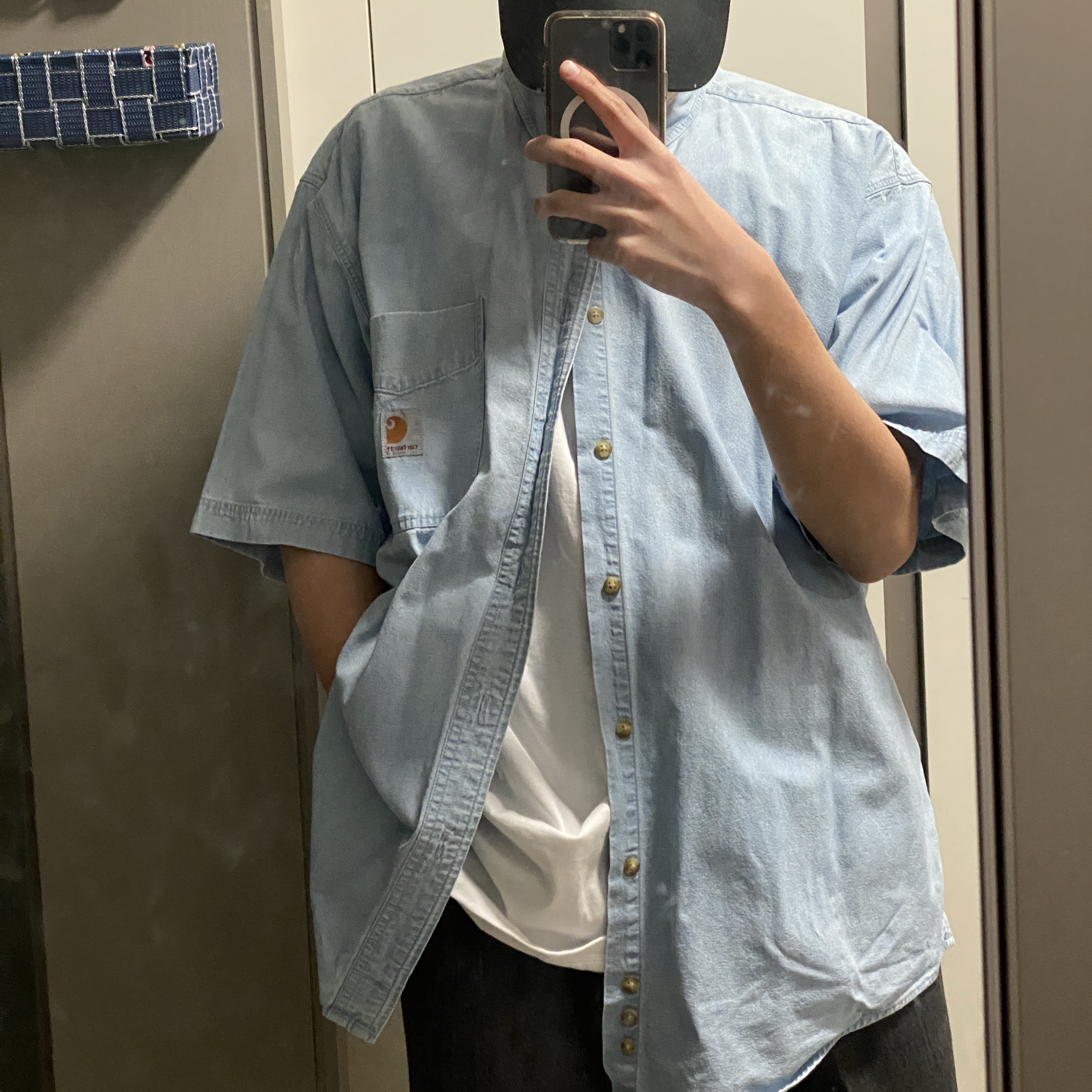Carhartt WIP S/S Terrell Shirt Bleach Wax 착용 스타일
