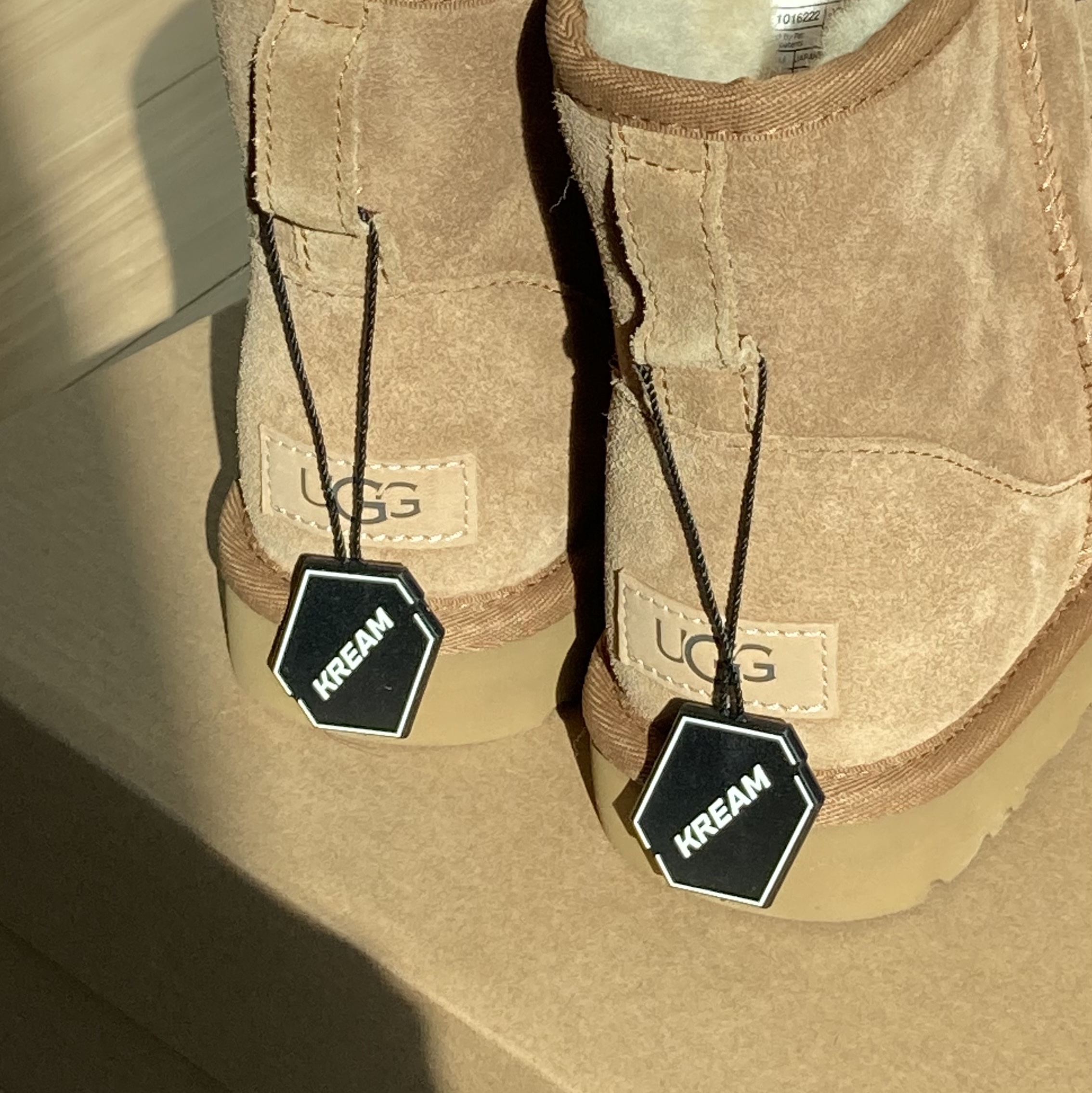 (W) UGG Classic Mini II Boots Chestnut 착용 스타일