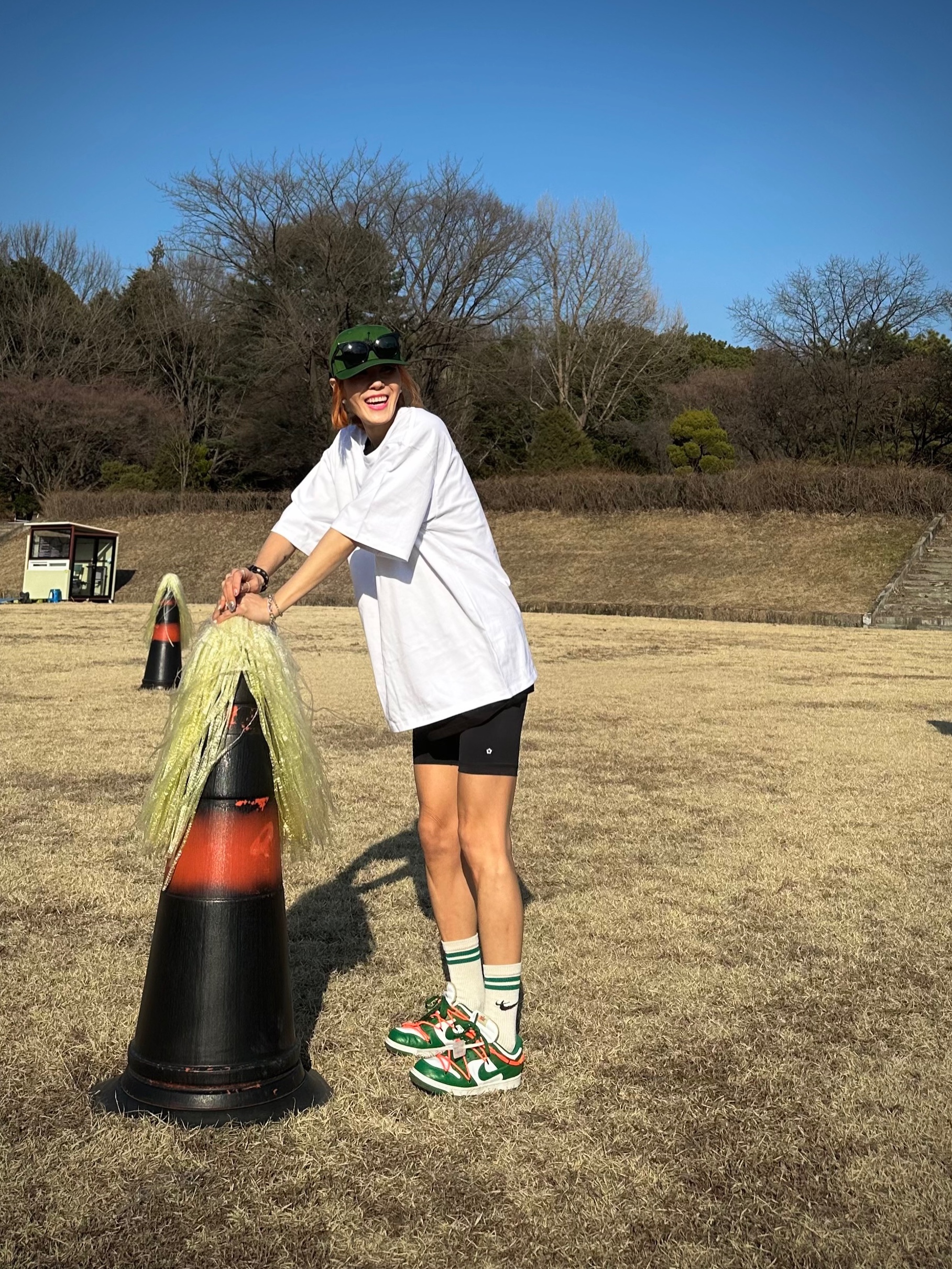 Nike x Off-White Dunk Low Pine Green, Jordan x Off-White Pro Jumpman Air Cap Forest Green 착용 스타일 - 5