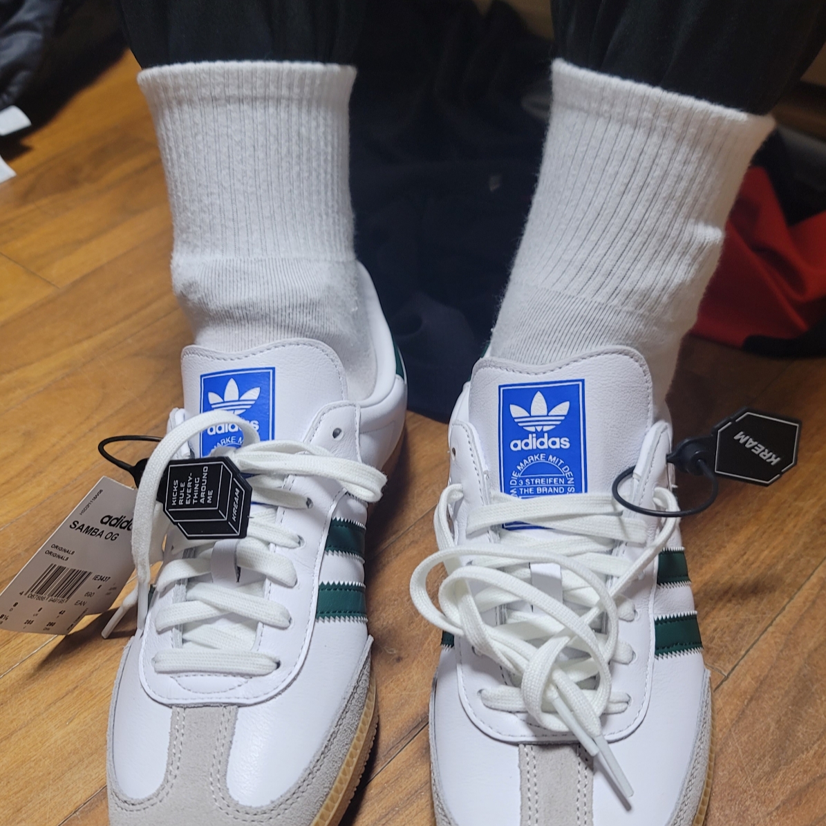 Adidas Samba OG White Green 착용 스타일