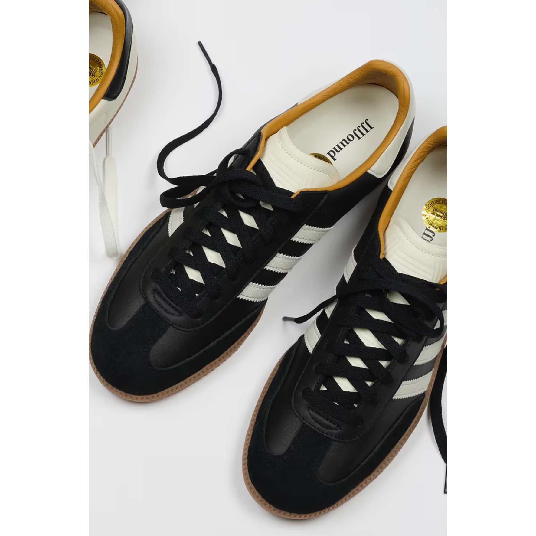 Adidas x JJJJound Samba OG Off White Core Black, Adidas x JJJJound Samba OG Core Black Off White 착용 스타일 - 2