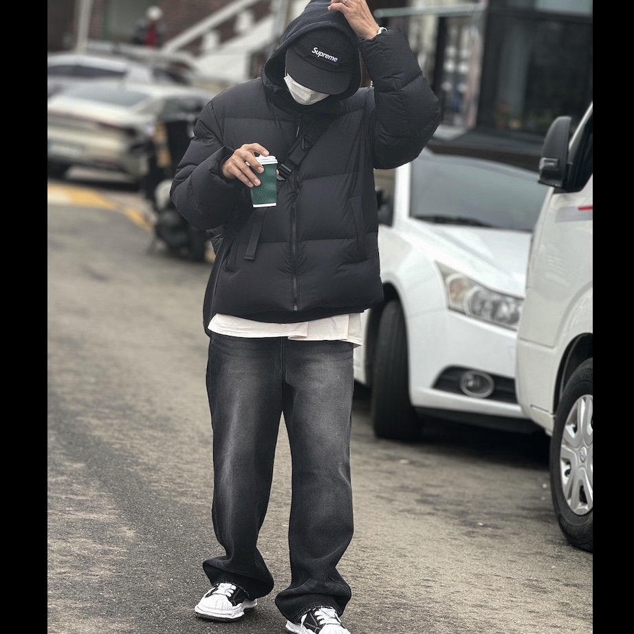 Supreme Waxed Cotton Camp Cap Black - 23FW 착용 스타일 - 2