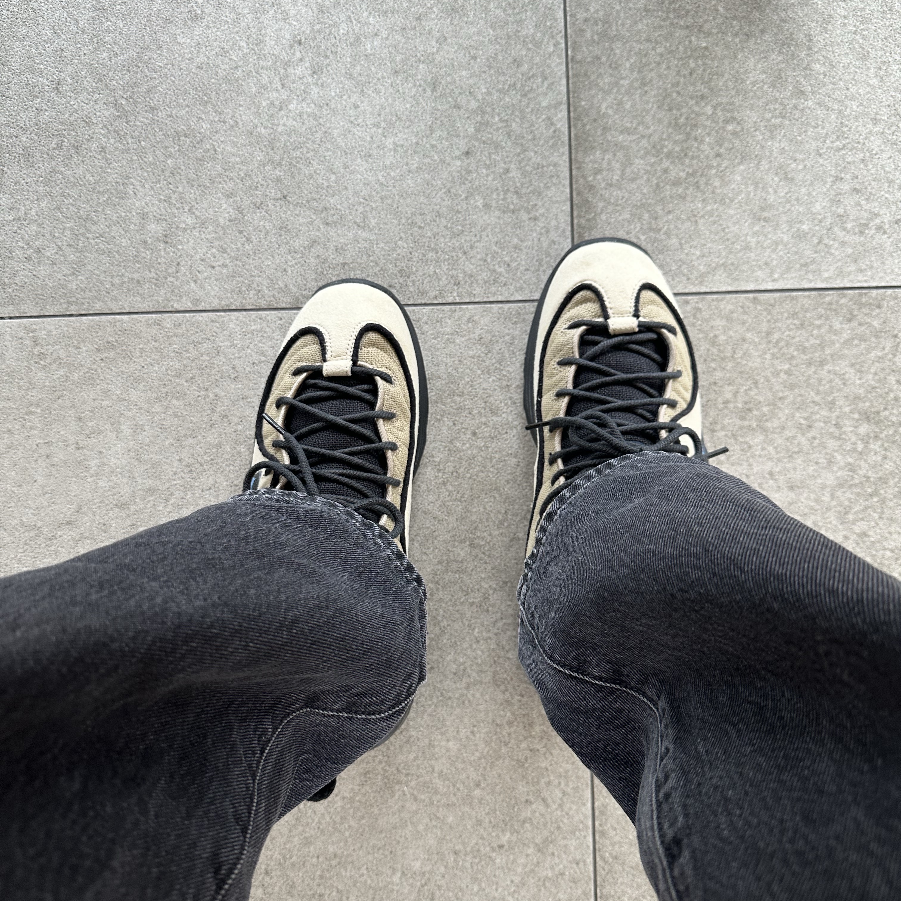 Nike x Stussy Air Penny II Rattan and Limestone 착용 스타일 - 1