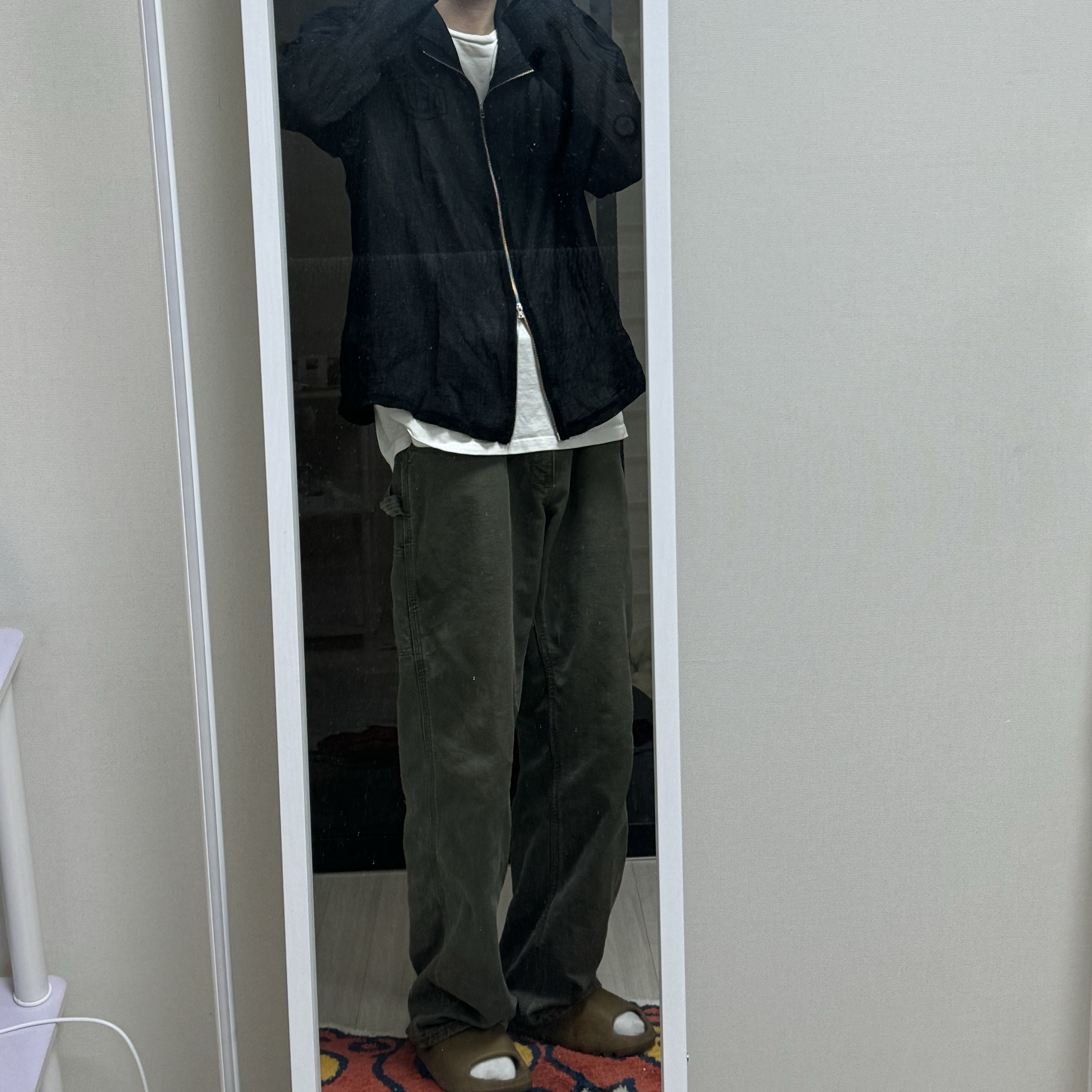 Our Legacy Shrunken Full zip Polo Rayon Plait Black 착용 스타일 - 3