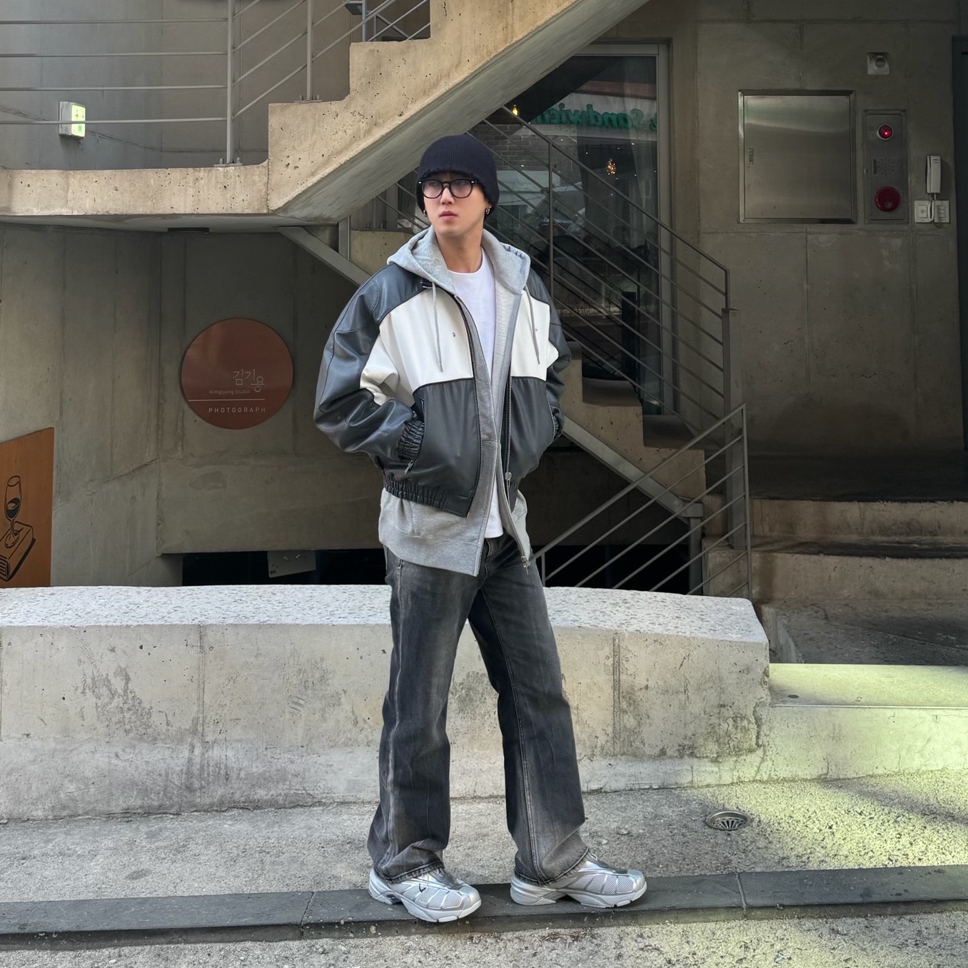 Fila Replica 2002 Grey White 착용 스타일 - 4