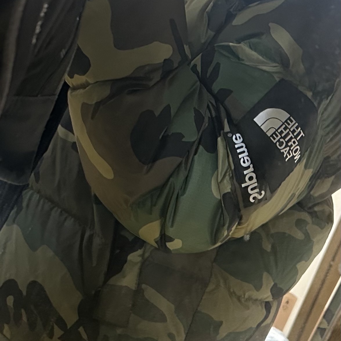 Supreme x The North Face Split Nuptse Jacket Camo - 24SS 착용 스타일