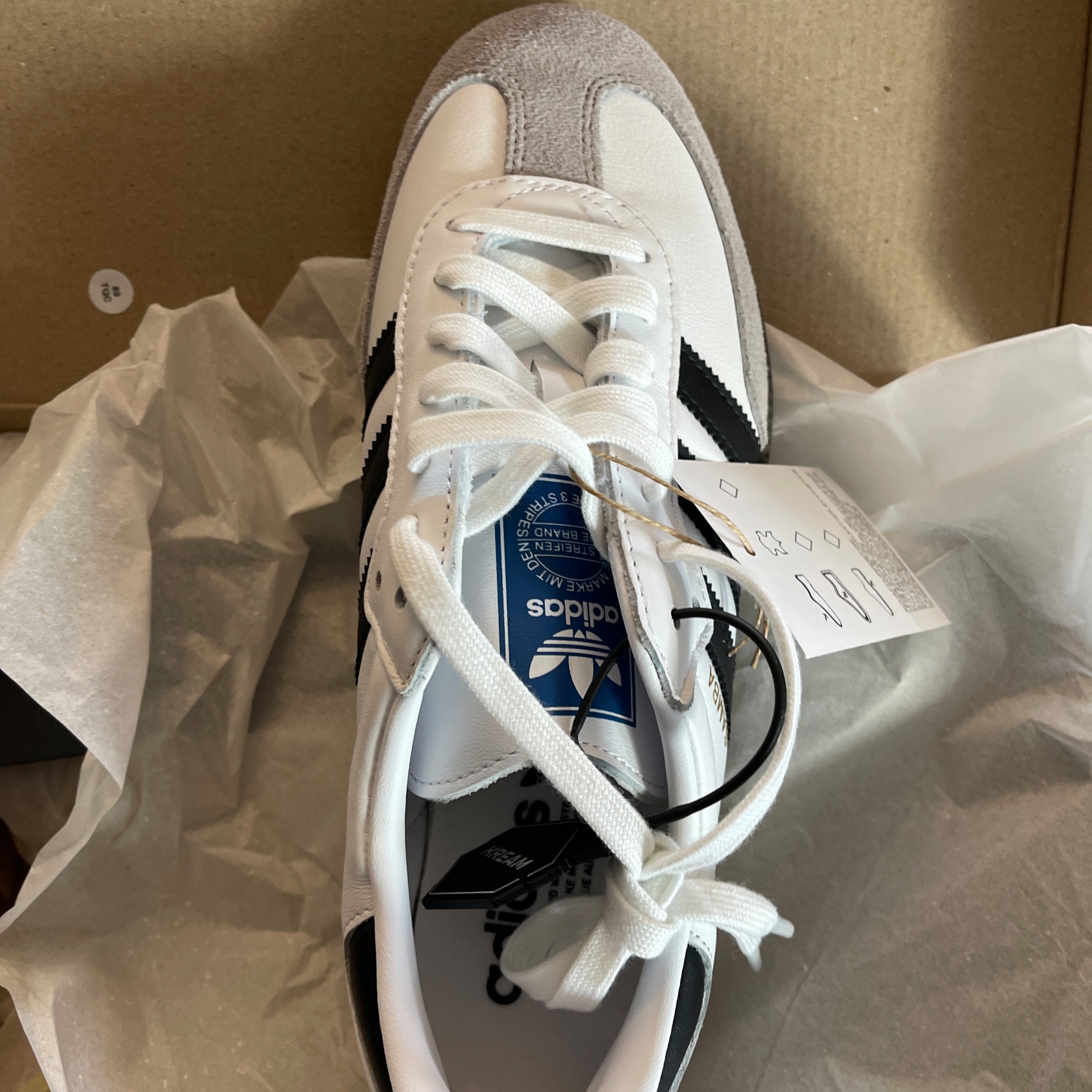 Adidas Samba OG Cloud White 착용 스타일