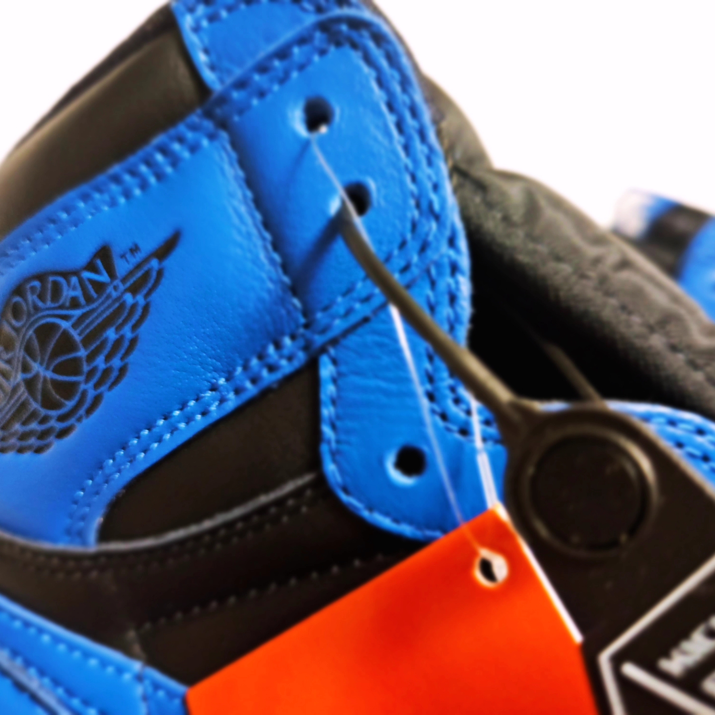 Jordan 1 Retro High OG Dark Marina Blue 착용 스타일 - 2