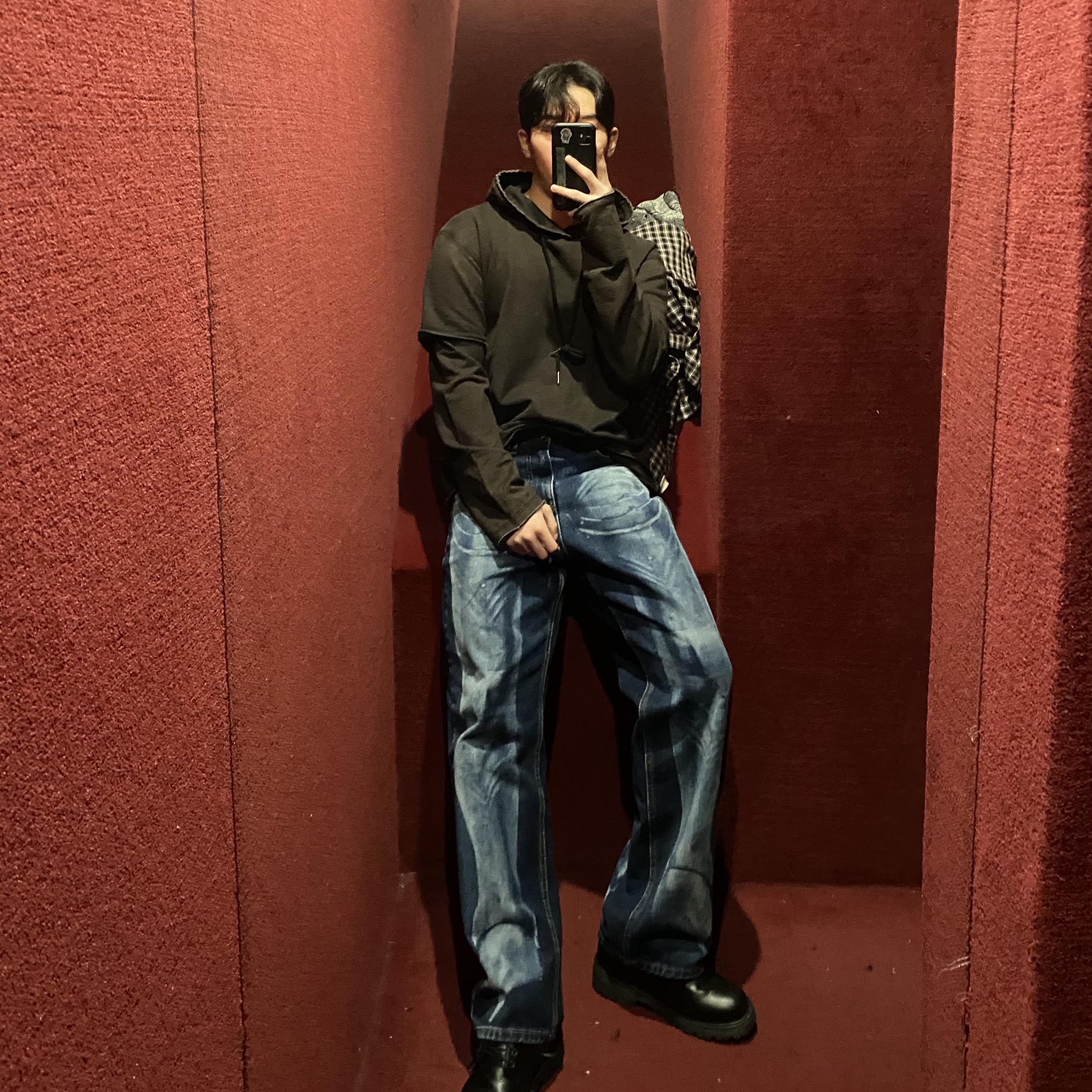 Thug Club x Fila F Logo String Hoodie Charcoal Grey, Thug Club Warrior Denim Laser Pants Denim 착용 스타일 - 2