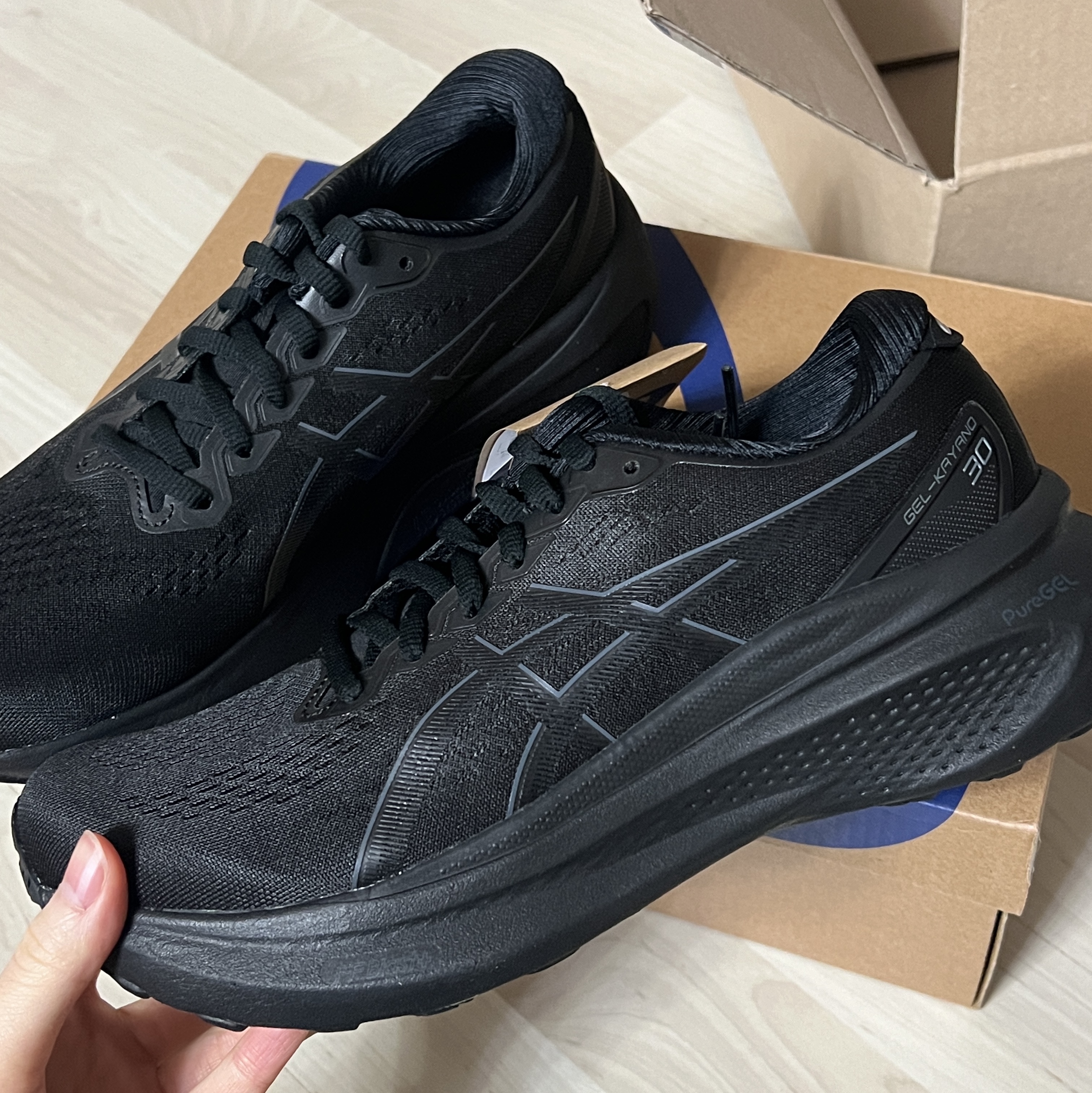 Asics Gel-Kayano 30 Black, (W) Asics Gel-Kayano 30 Black 착용 스타일