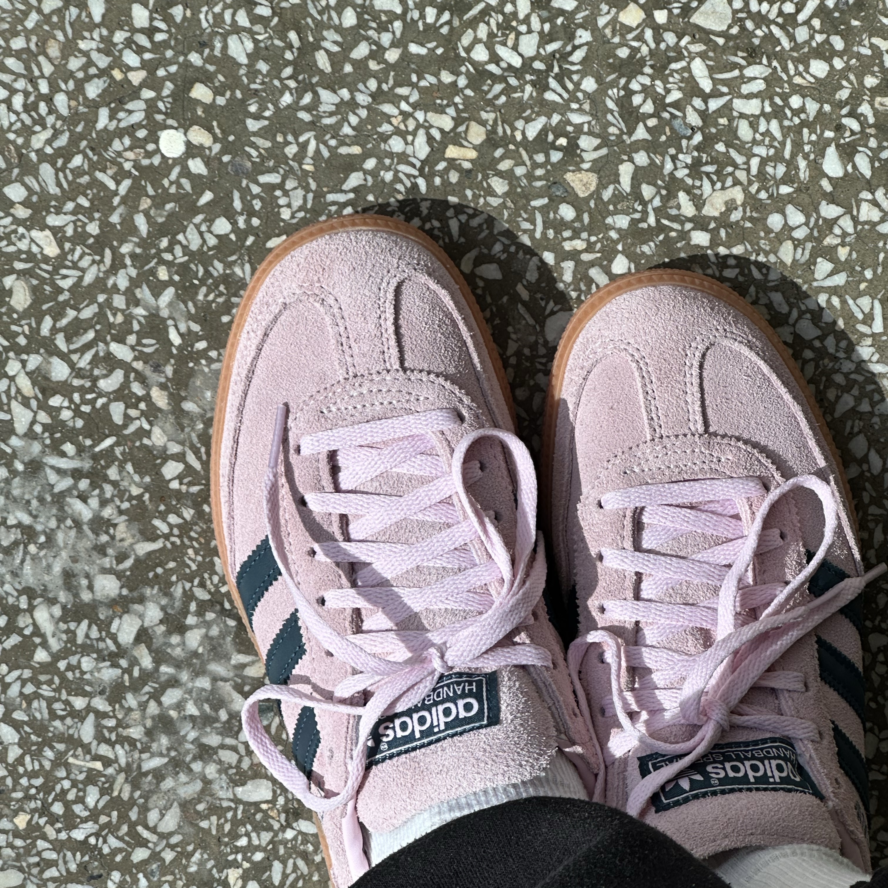 (W) Adidas Spezial Handball Clear Pink 착용 스타일