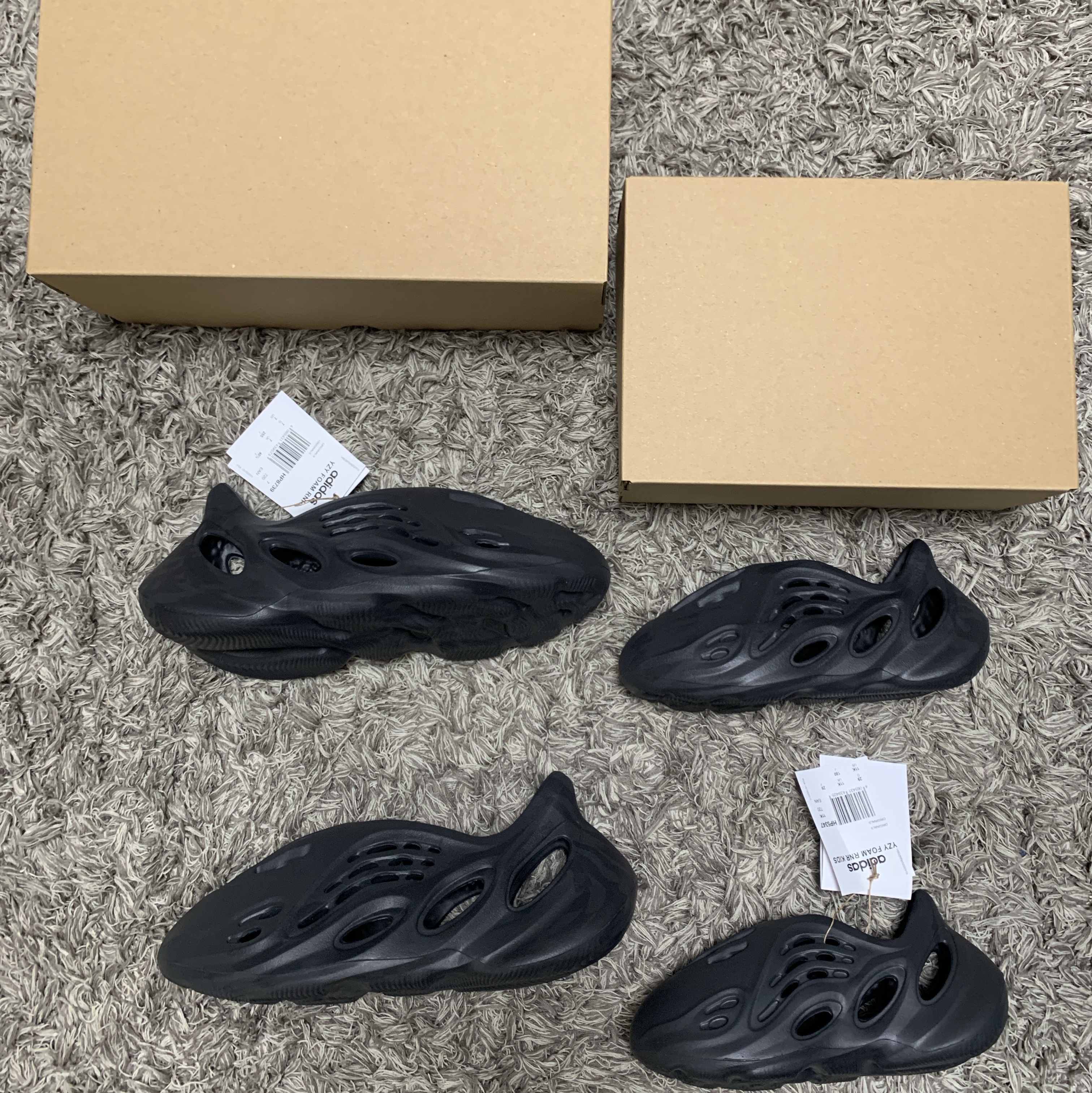 (Kids) Adidas Yeezy Foam RNNR Onyx, Adidas Yeezy Foam RNNR Onyx 착용 스타일