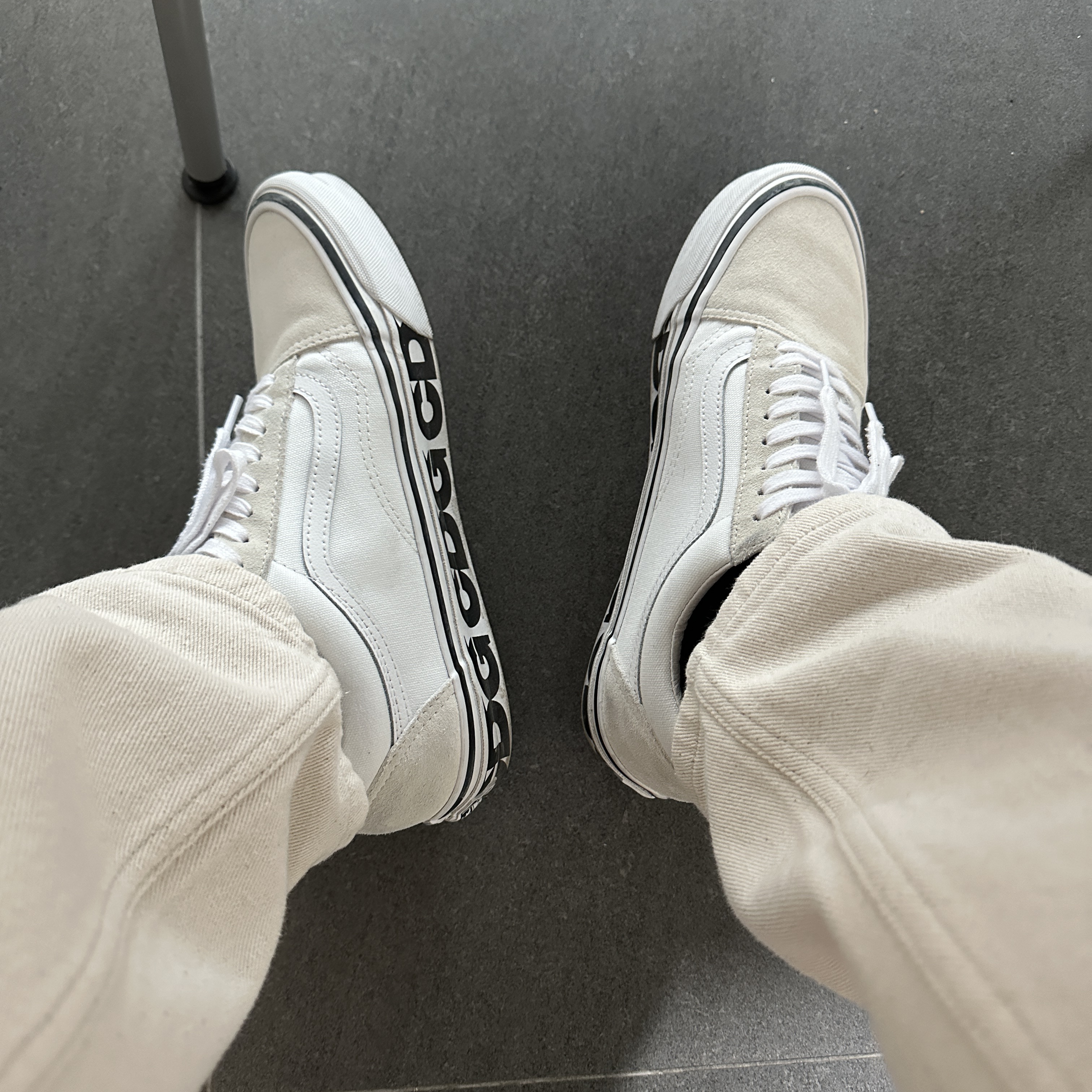 Vans Vault x CDG Old Skool LX White 착용 스타일