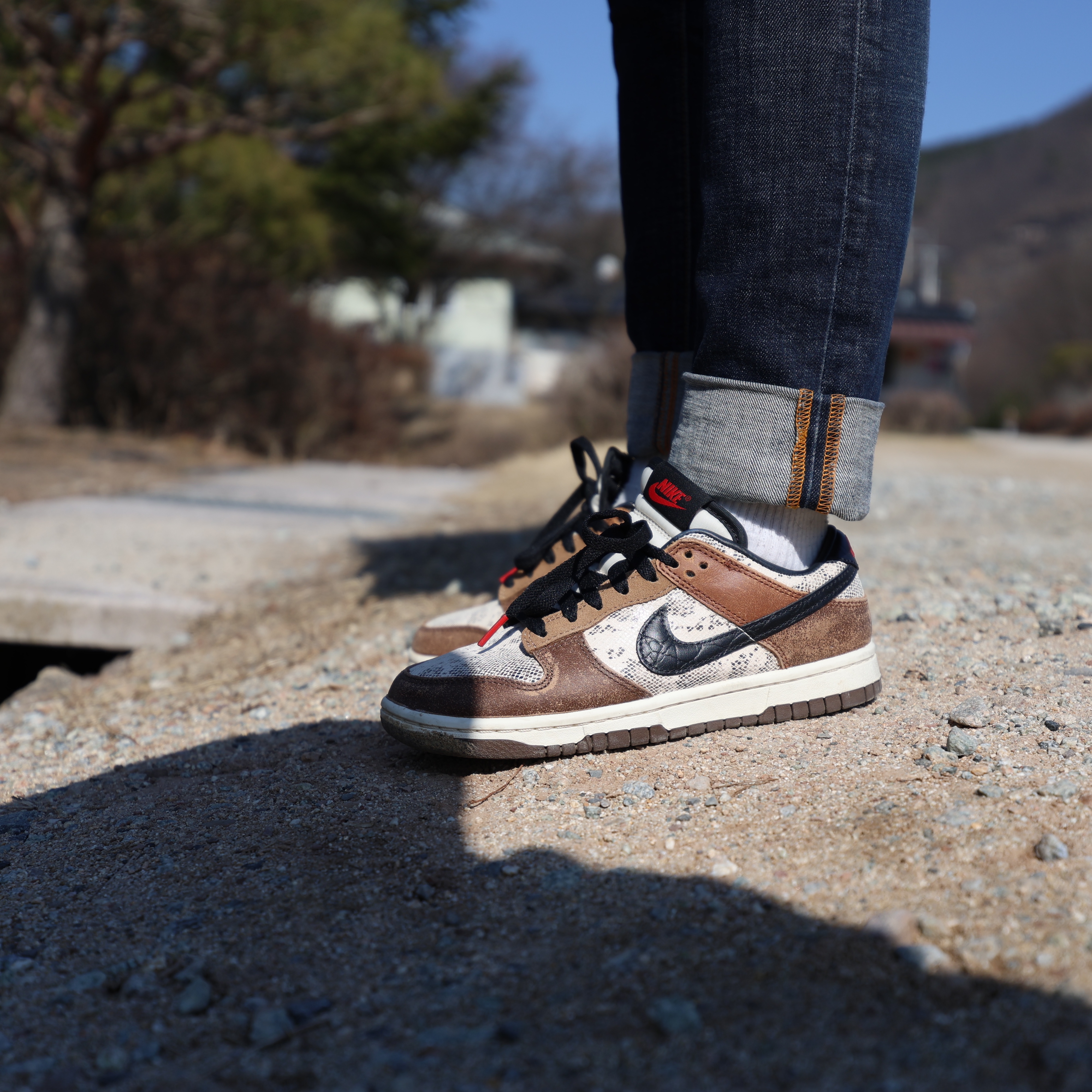 Nike Dunk Low PRM Head to Head 착용 스타일