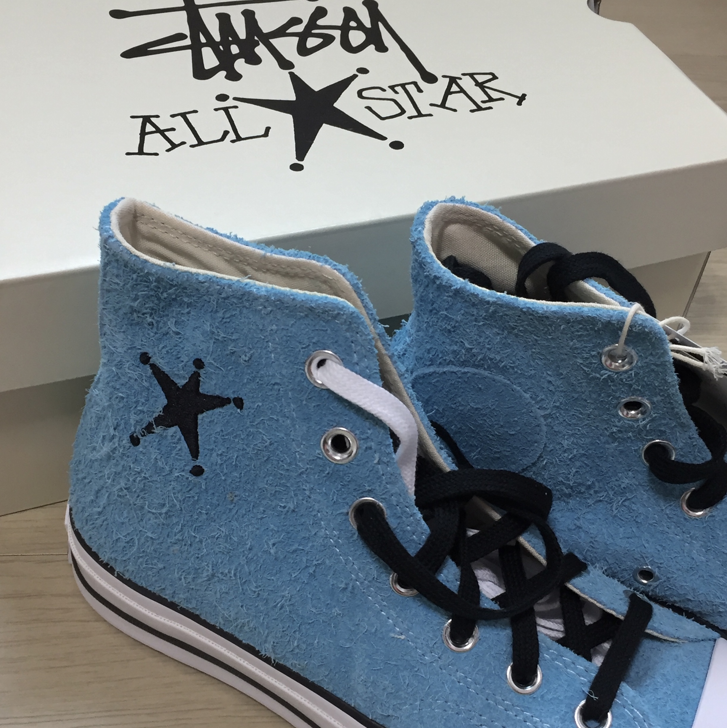 Converse x Stussy Chuck 70 Hi Sky Blue 착용 스타일 - 2