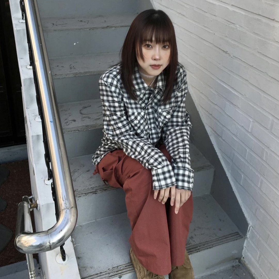 Thevinylhouse Western Check Shirts Black 착용 스타일