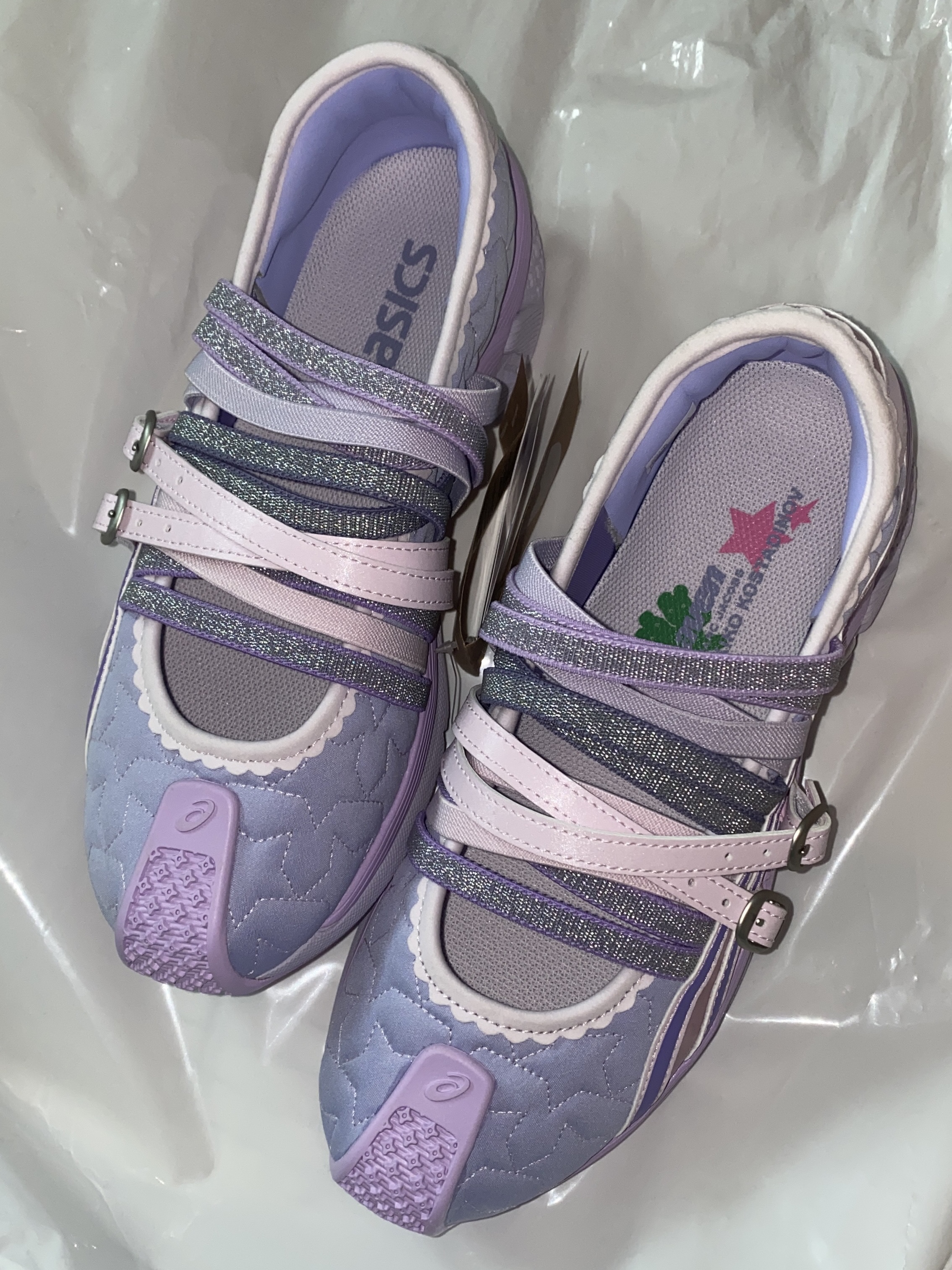 (W) Asics x Kiko Kostadinov x Heaven by Marc Jacobs Gel-Lokros Vapor Cosmos 착용 스타일 - 4