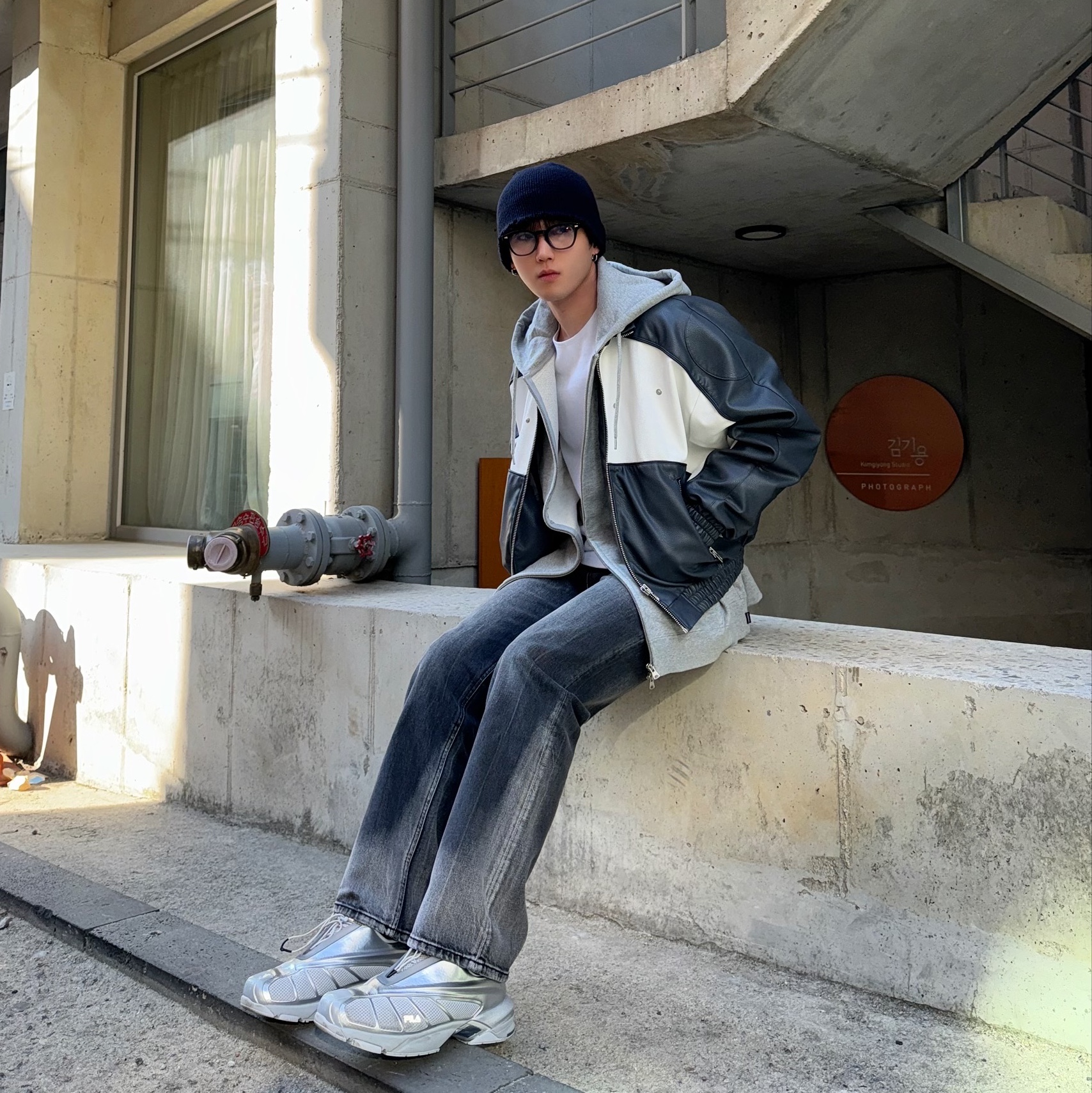 Fila Replica 2002 Grey White 착용 스타일 - 2