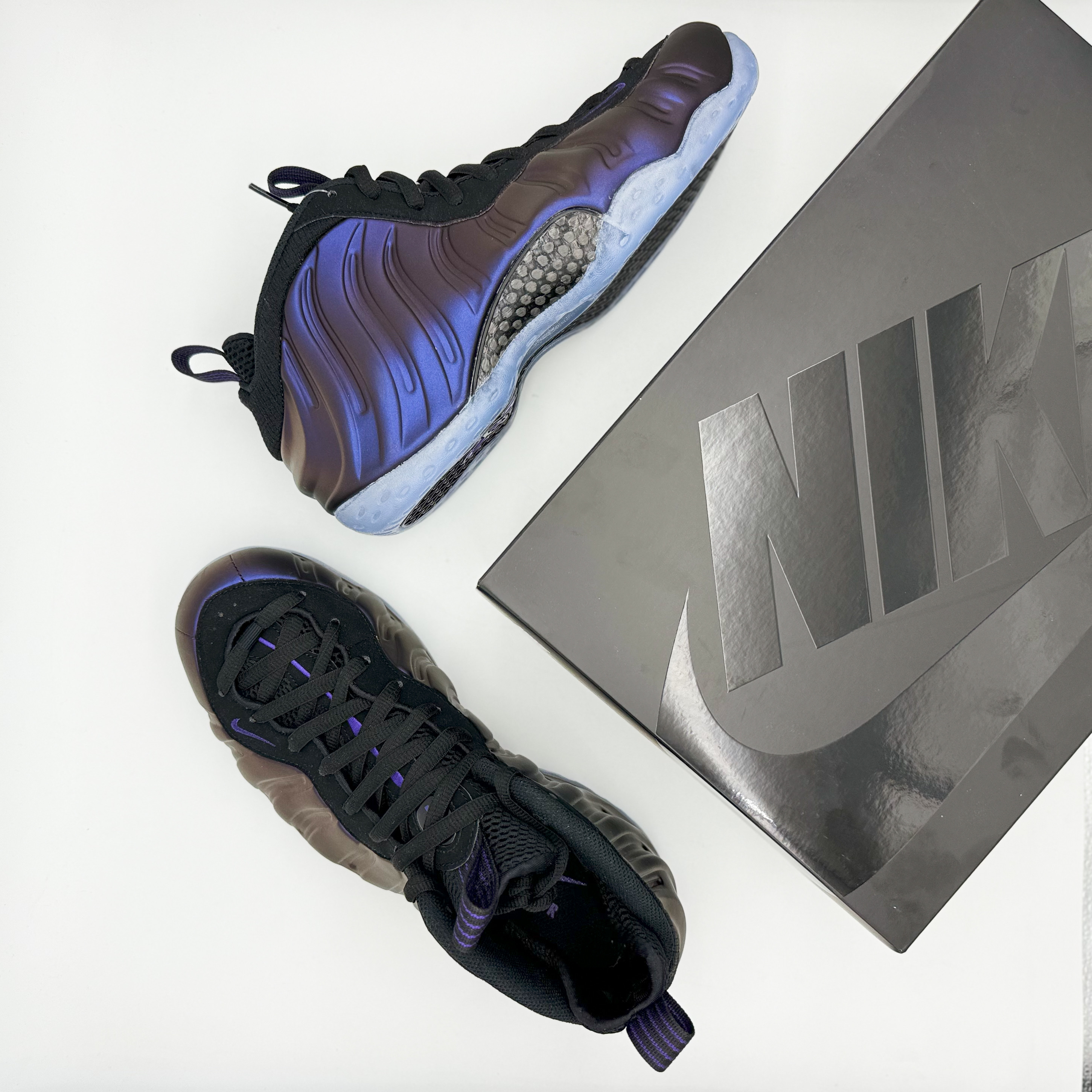 Nike Air Foamposite One Black Varsity Purple 착용 스타일 - 5