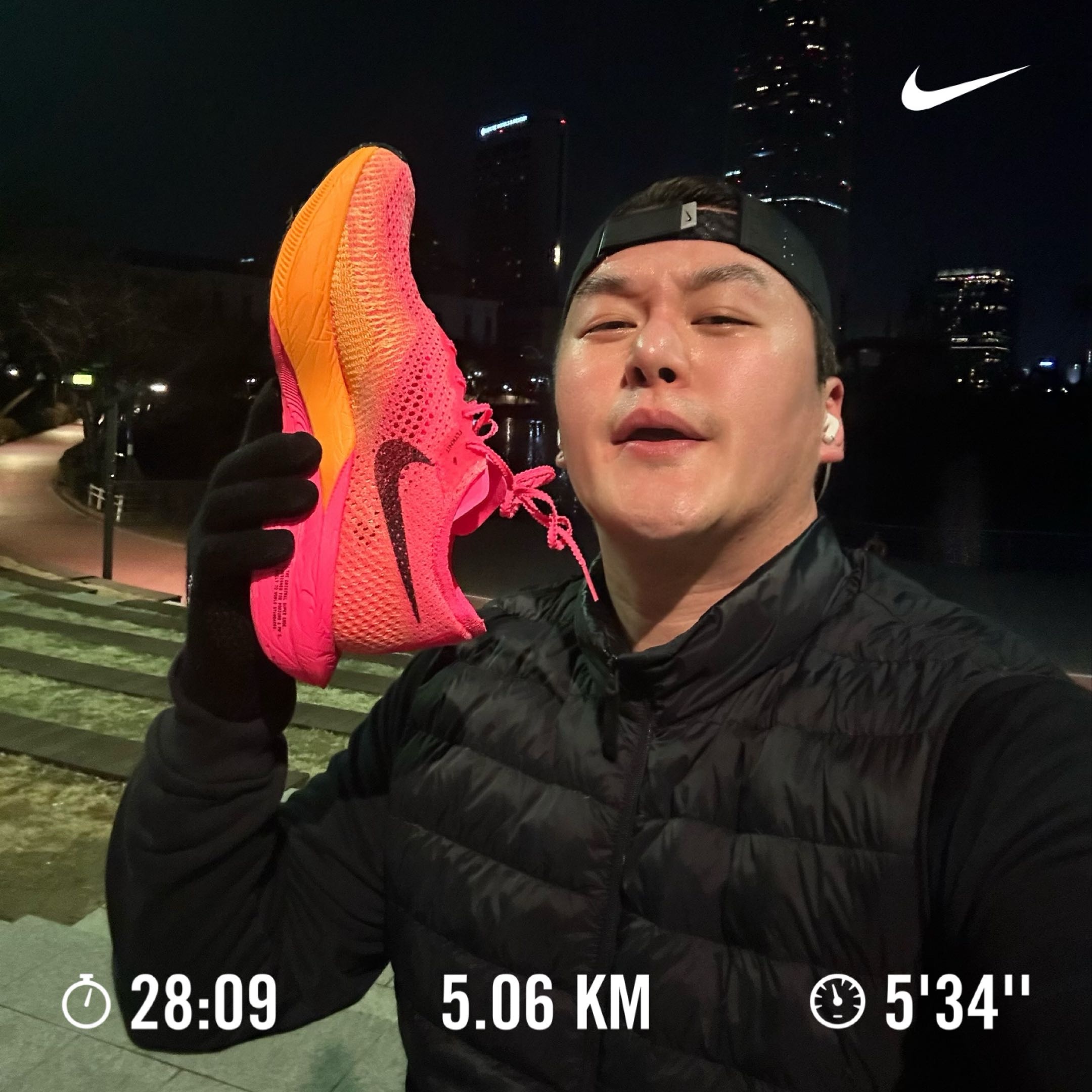 Nike ZoomX Vaporfly Next% 3 Hyper Pink 착용 스타일