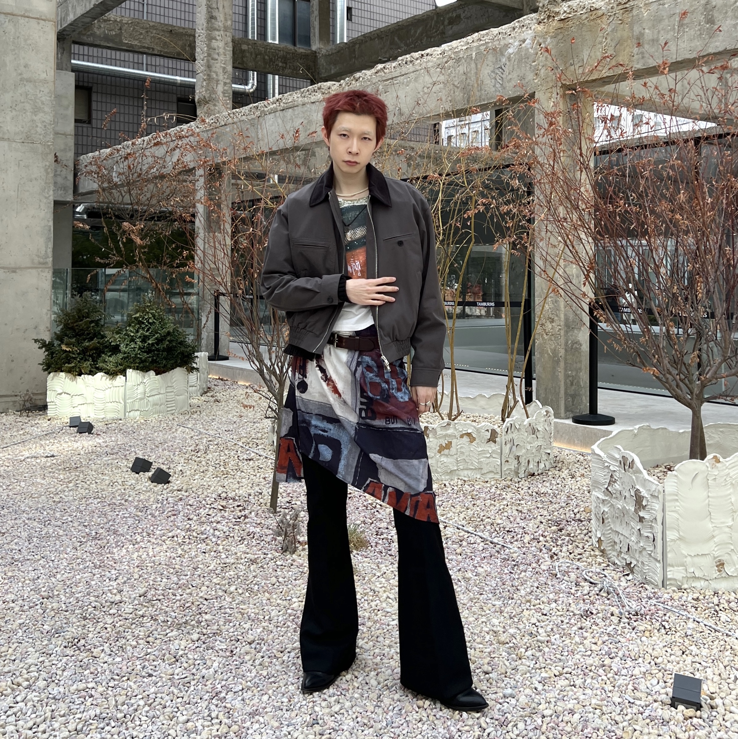 Ganni Embroidered Western Boots Black Yellow 착용 스타일 - 5