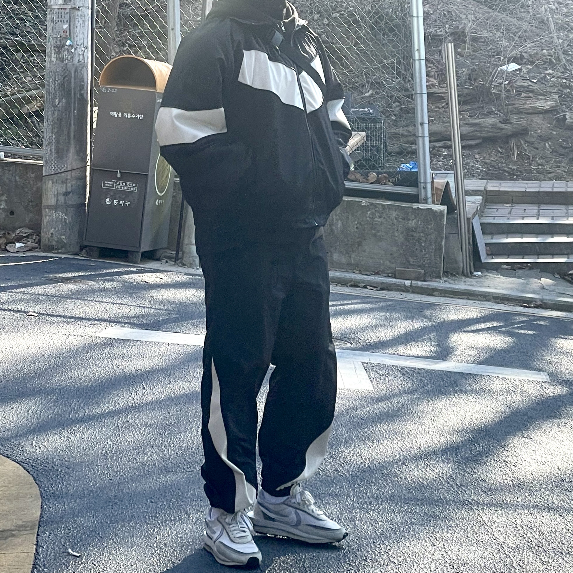 Ader Error Mem Jumper Noir (Ver.2), Ader Error Mem Trousers Noir 착용 스타일