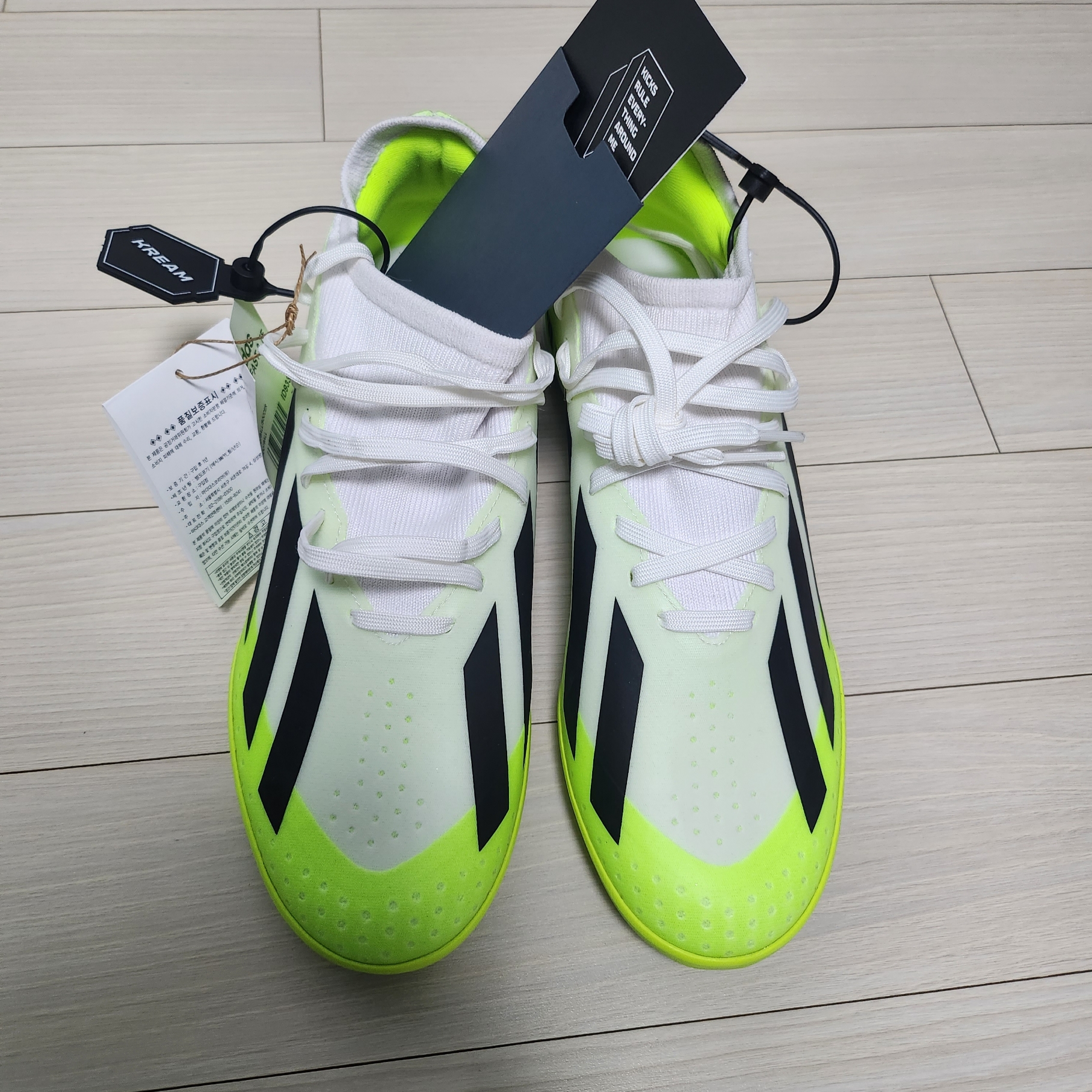 Adidas X Crazyfast.3 TF Cloud White Core Black Lucid Lemon 착용 스타일