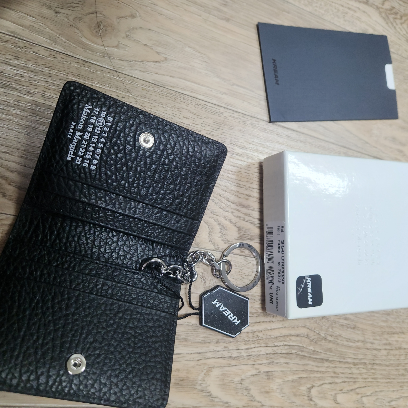 Maison Margiela Keyring Wallet Black 착용 스타일 - 3