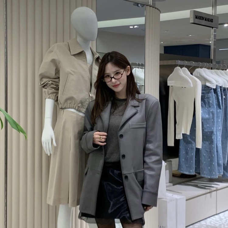 (W) Miu Miu Regard Sunglasses Blue Lenses Honey Tortoiseshell Acetate Standard fit 착용 스타일