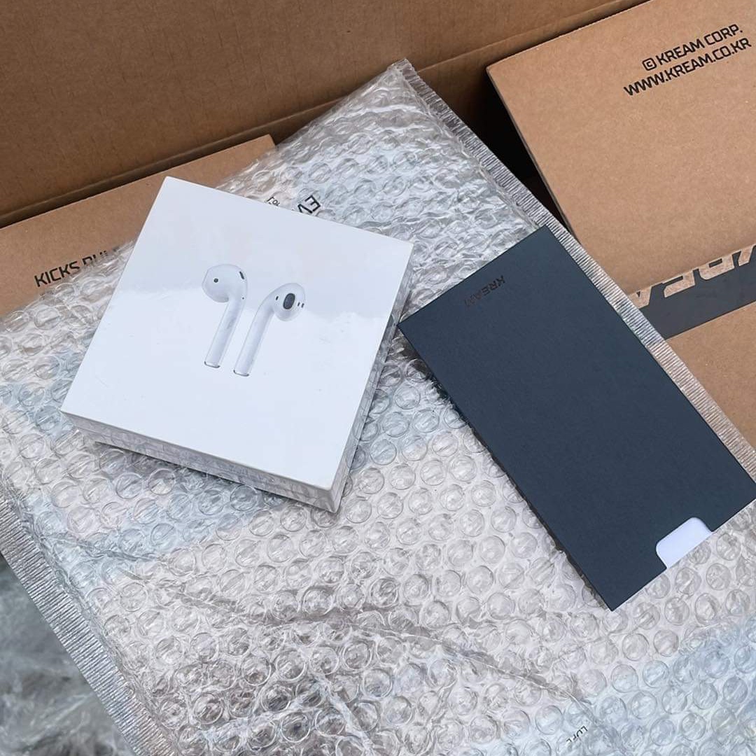 Apple AirPods 2nd Gen (Korean Ver.) 착용 스타일