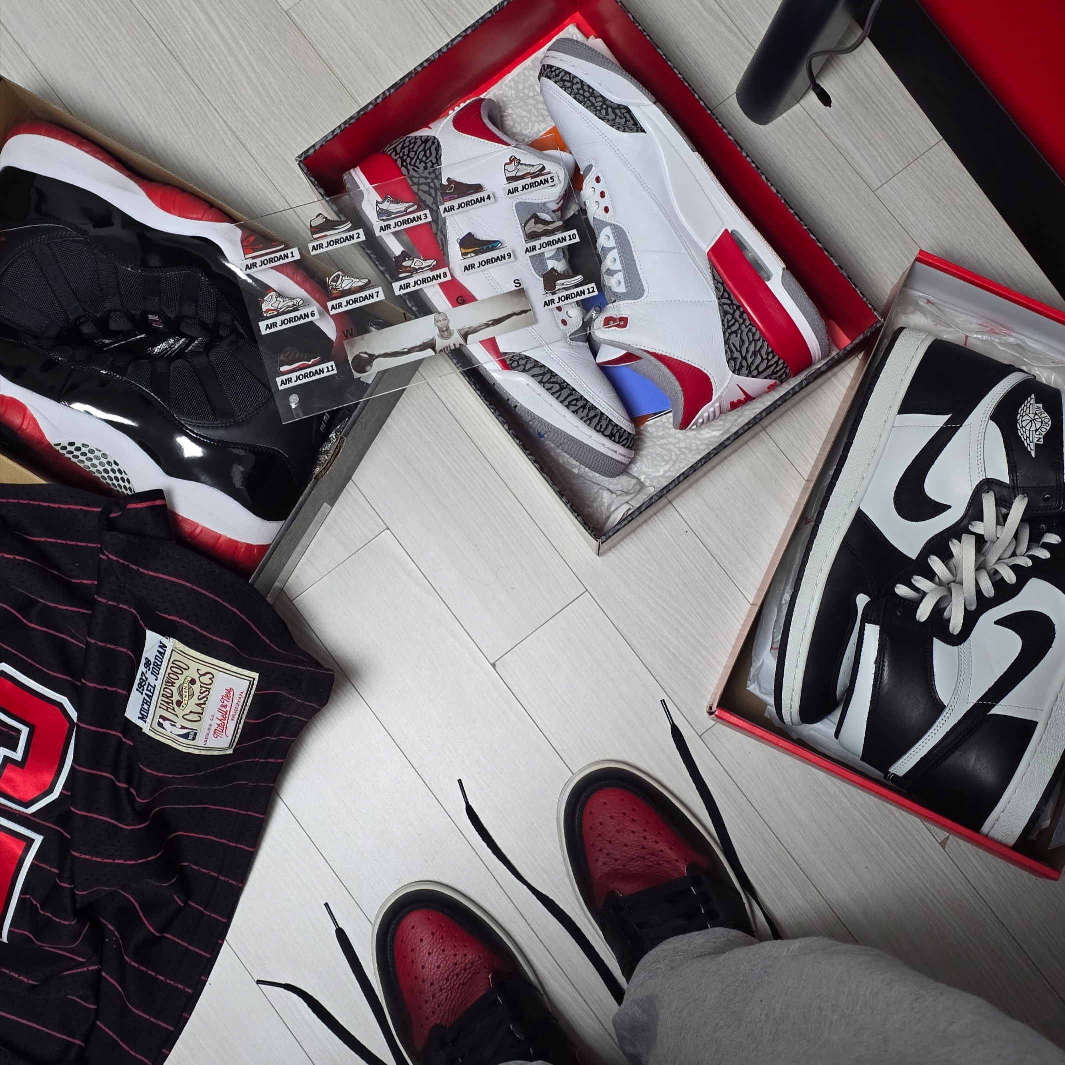 Jordan 1 Retro High OG Bred Banned 2016, Jordan 1 High 85 Black White 착용 스타일