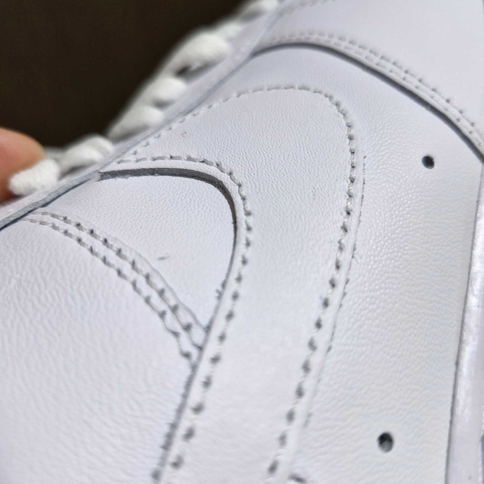 Nike Air Force 1 '07 Low White 착용 스타일 - 2