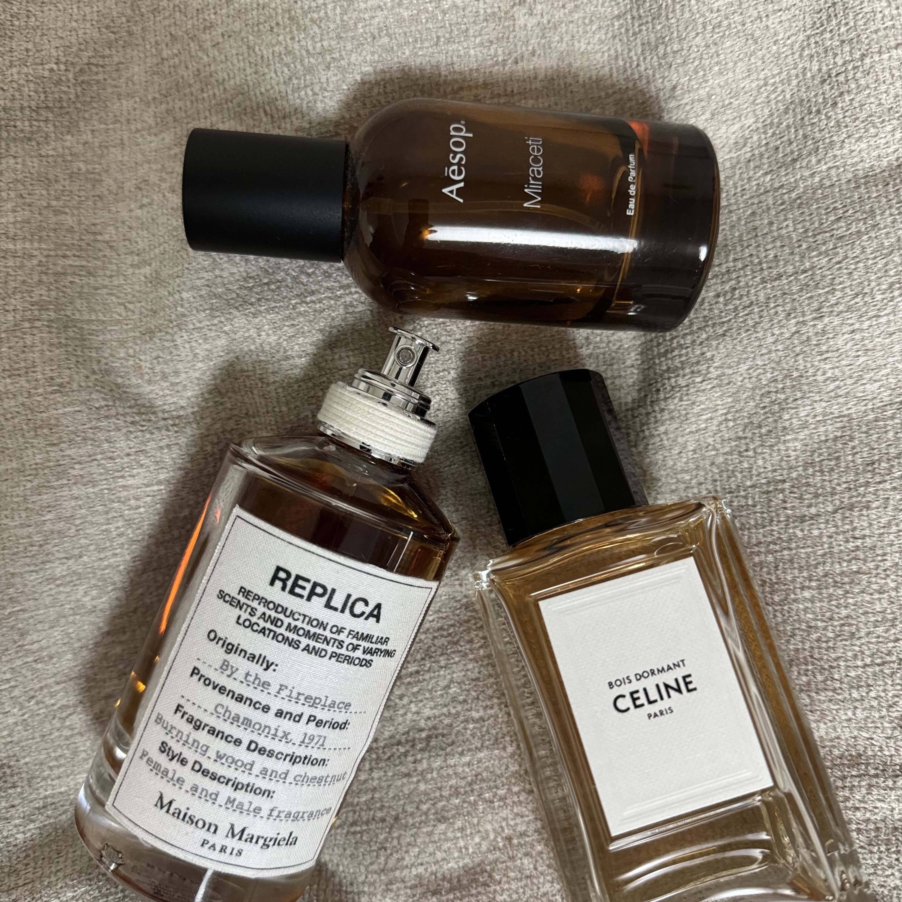 Celine Bois Dormant Eau de Parfum 100ml, Aesop Marrakech Eau De Parfum 50ml 착용 스타일
