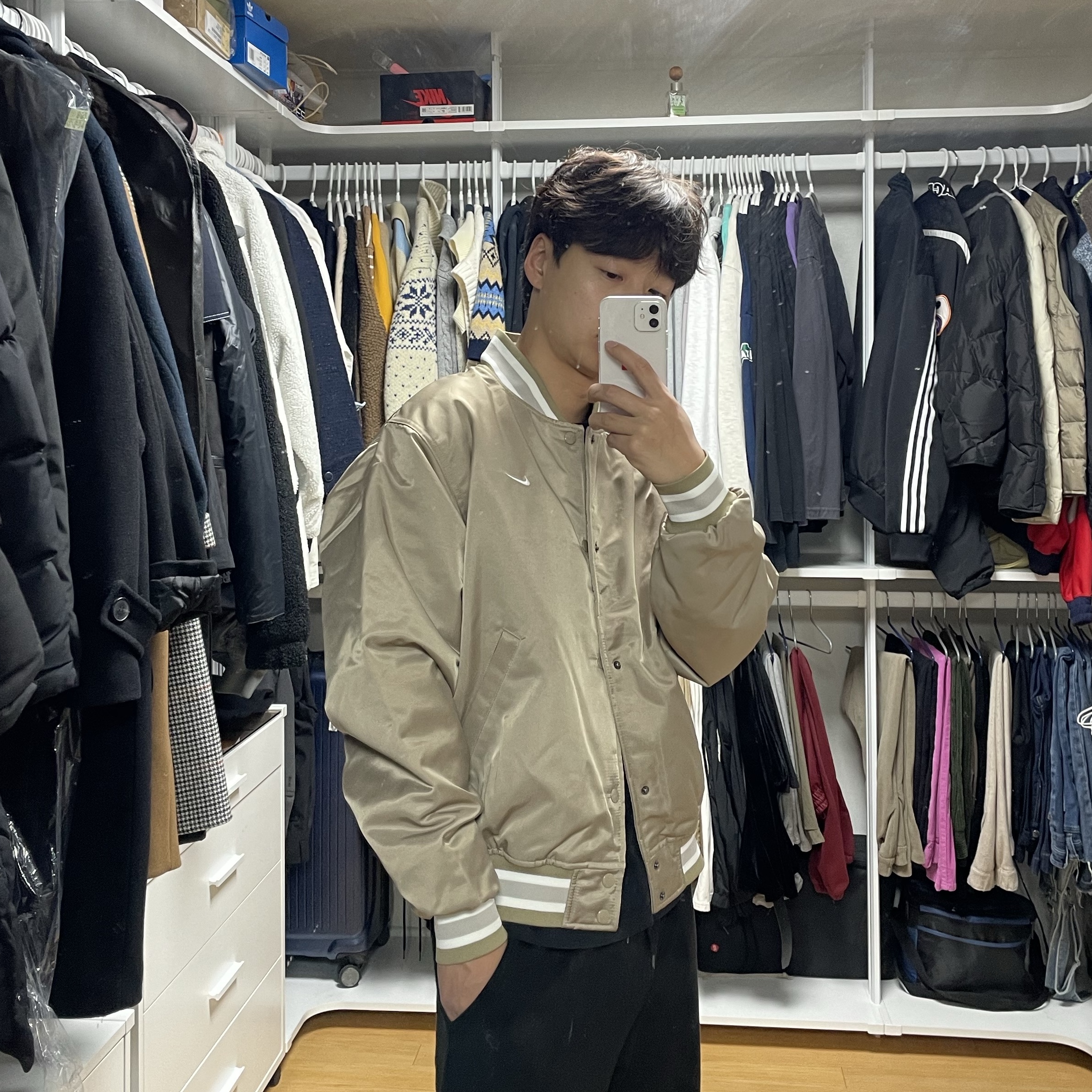 Nike Authentic Dugout Jacket Khaki - Asia 착용 스타일