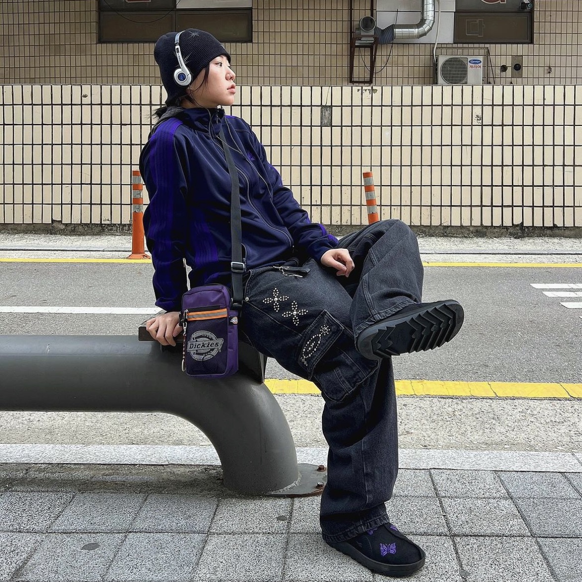 Needles Track Jacket Poly Smooth Navy 착용 스타일 - 5