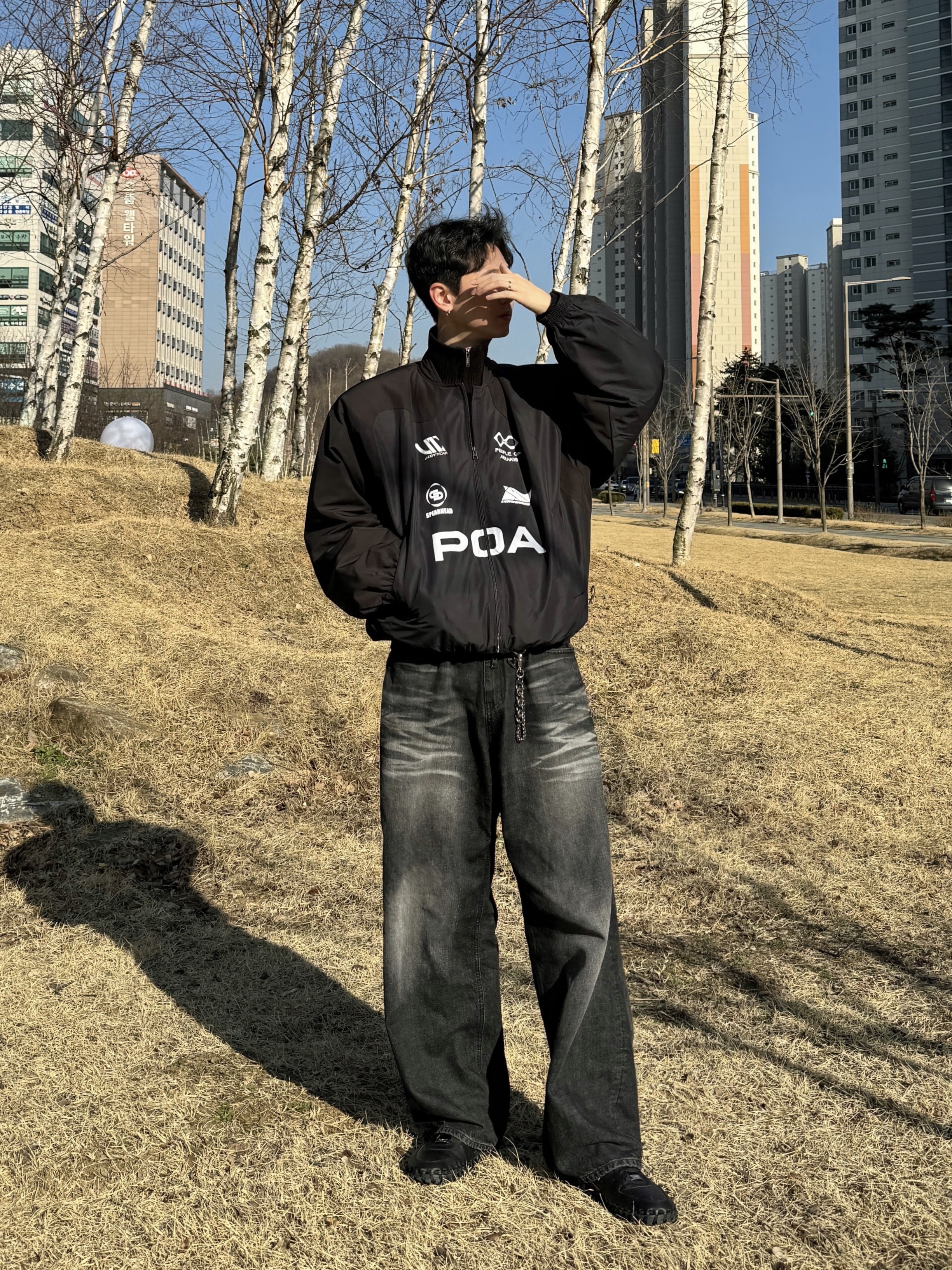 Nike x Jacquemus J Force 1 Low LX SP Black, Undermycar Acer Padded Shoulder Crop Blouson Ebony - 23FW 착용 스타일